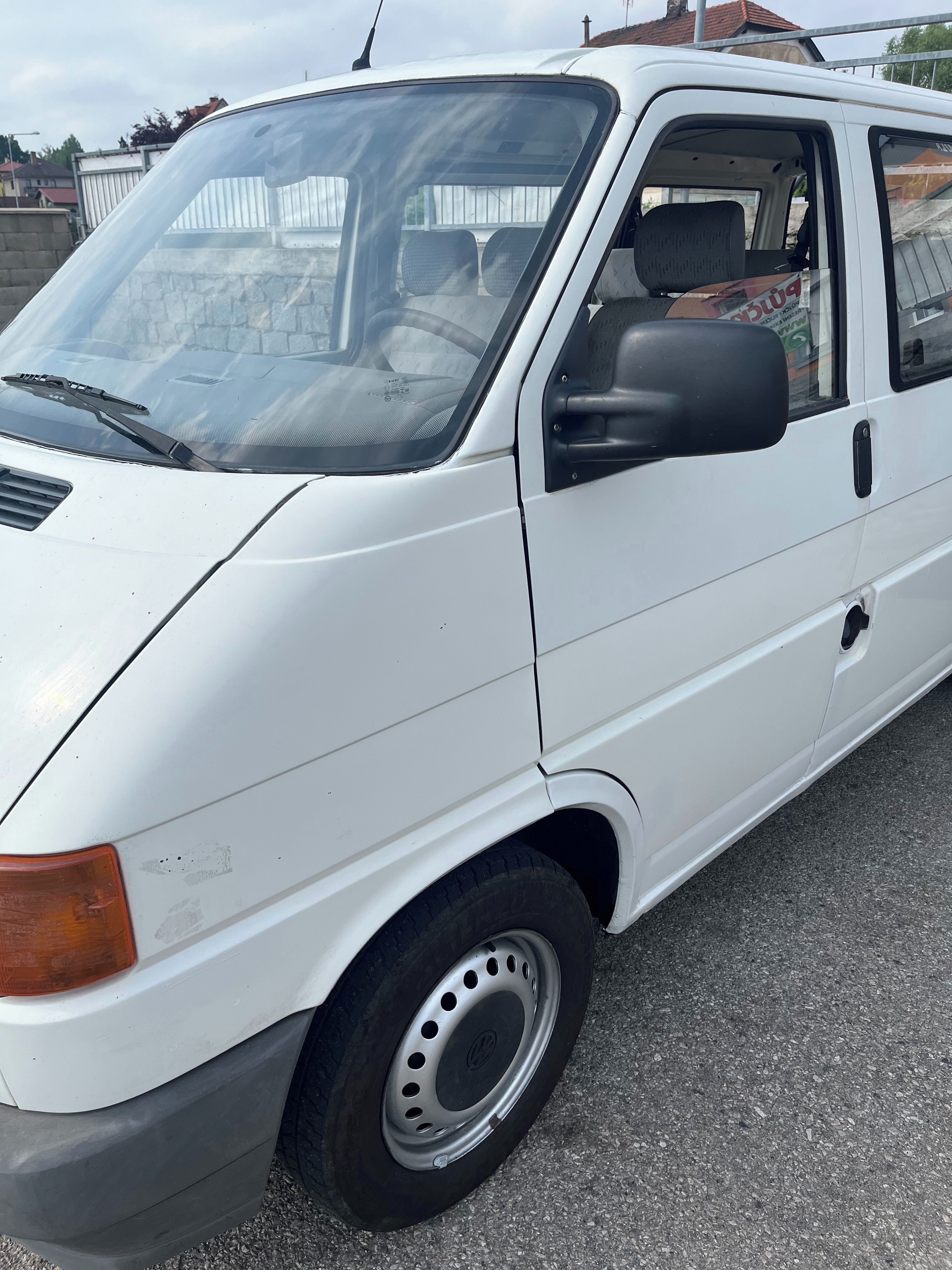 Volkswagen Transporter, T4 2,5 L BENZÍN, 81 KW, STK 28 - fotka 5