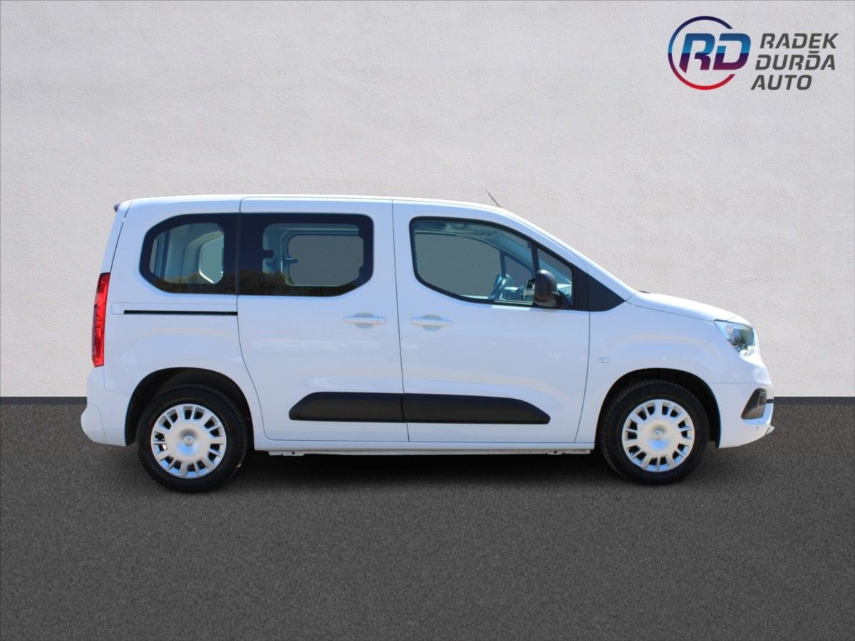 Opel Combo, 1,2 T  ČR,1.MAJ,DPH,AUTOMAT - fotka 4