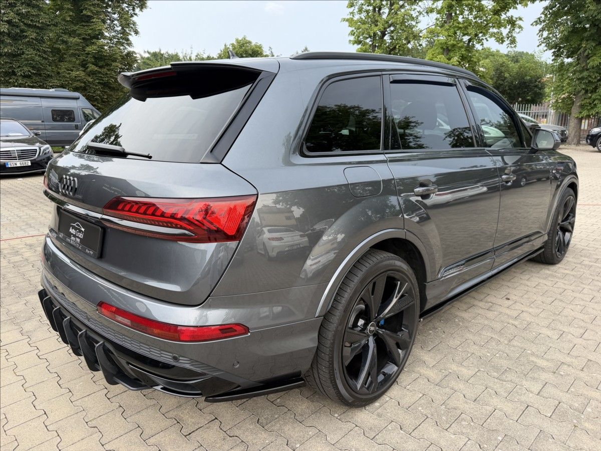 Audi Q7, 50 TDI S-line Quattro - fotka 5