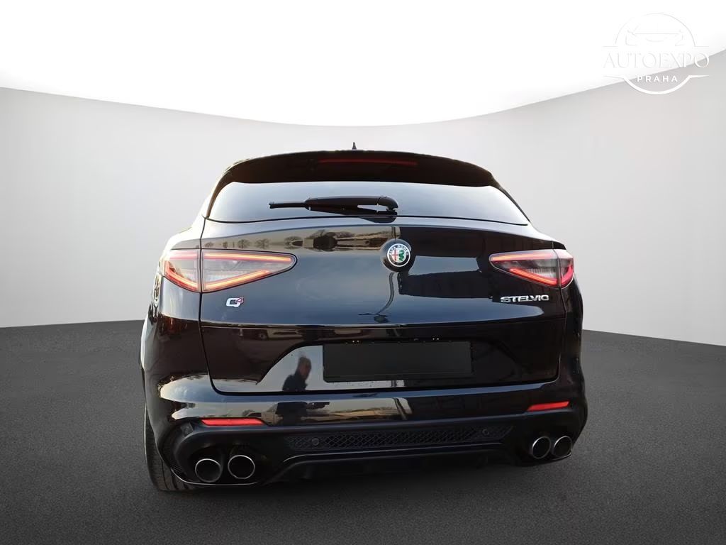 Alfa Romeo Stelvio, Quadrifoglio 2.9 V6 - fotka 3