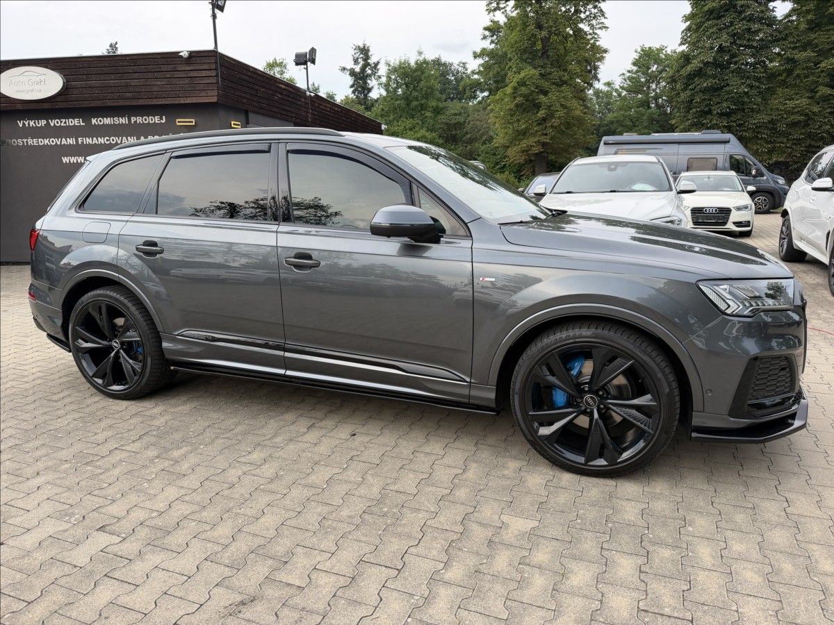 Audi Q7, 50 TDI S-line Quattro - fotka 4