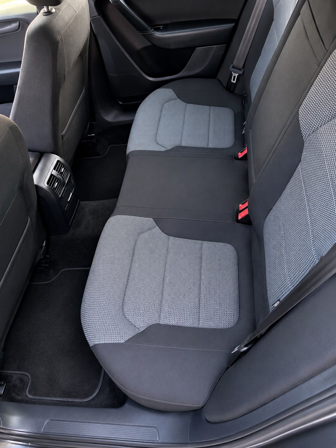 Volkswagen Passat, 2.0 TDI - fotka 3