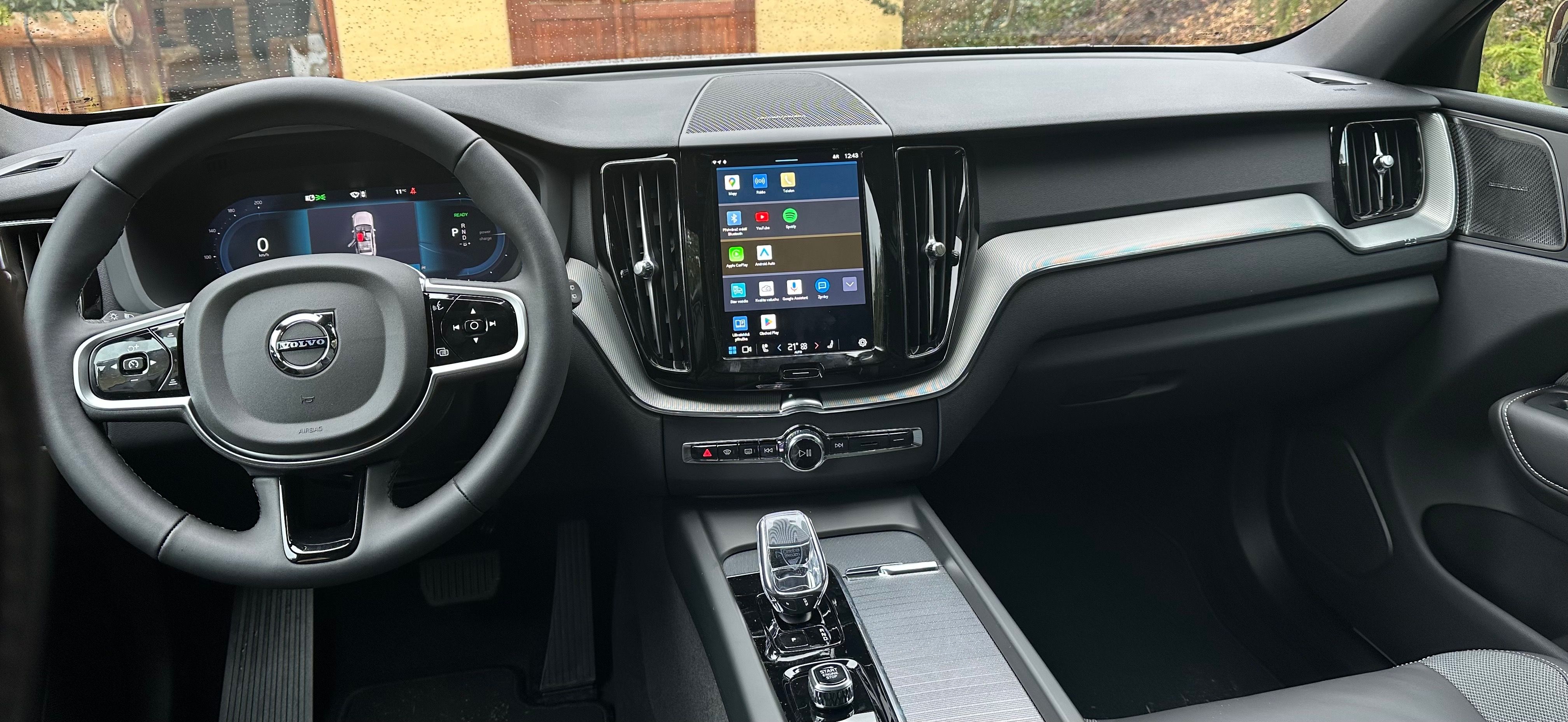 Volvo XC60, PRODÁM XC60 T6 Hybrid, PLUS DA - fotka 5