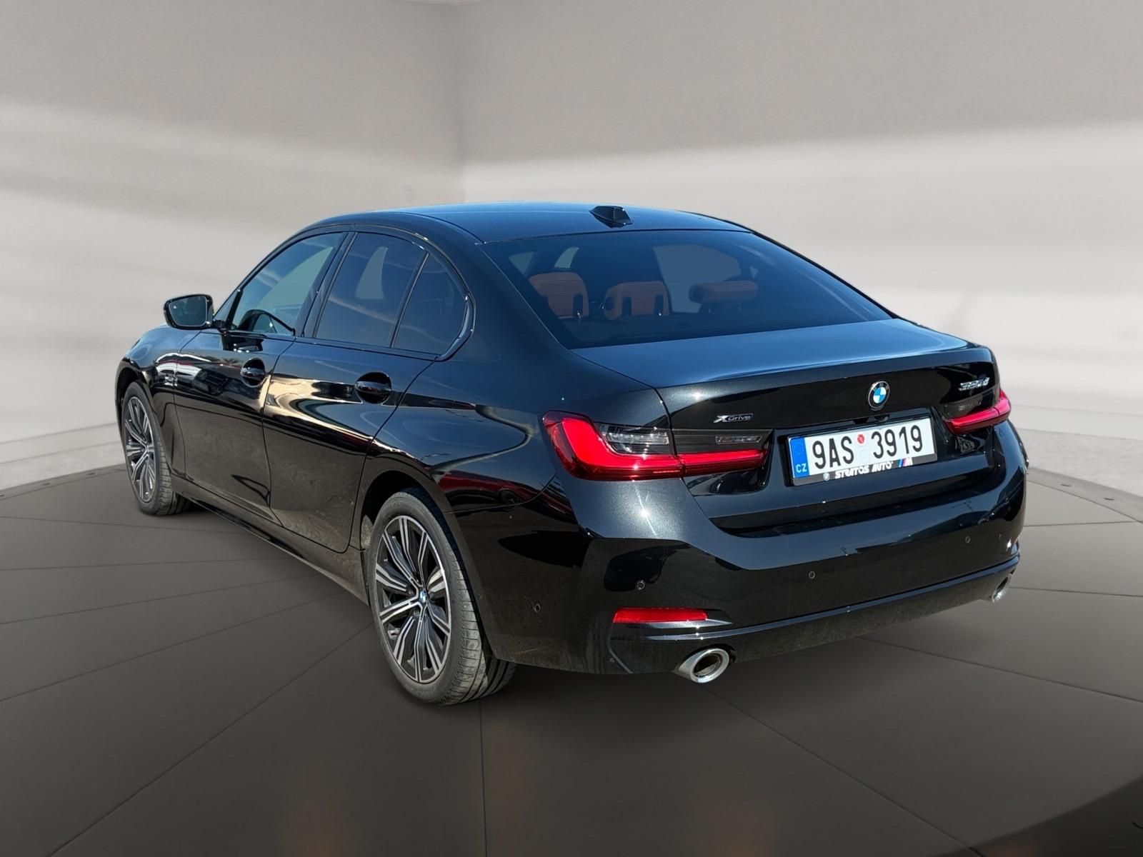 BMW Řada 3, xDRIVE 320d 140kW 4x4 CZ - fotka 4