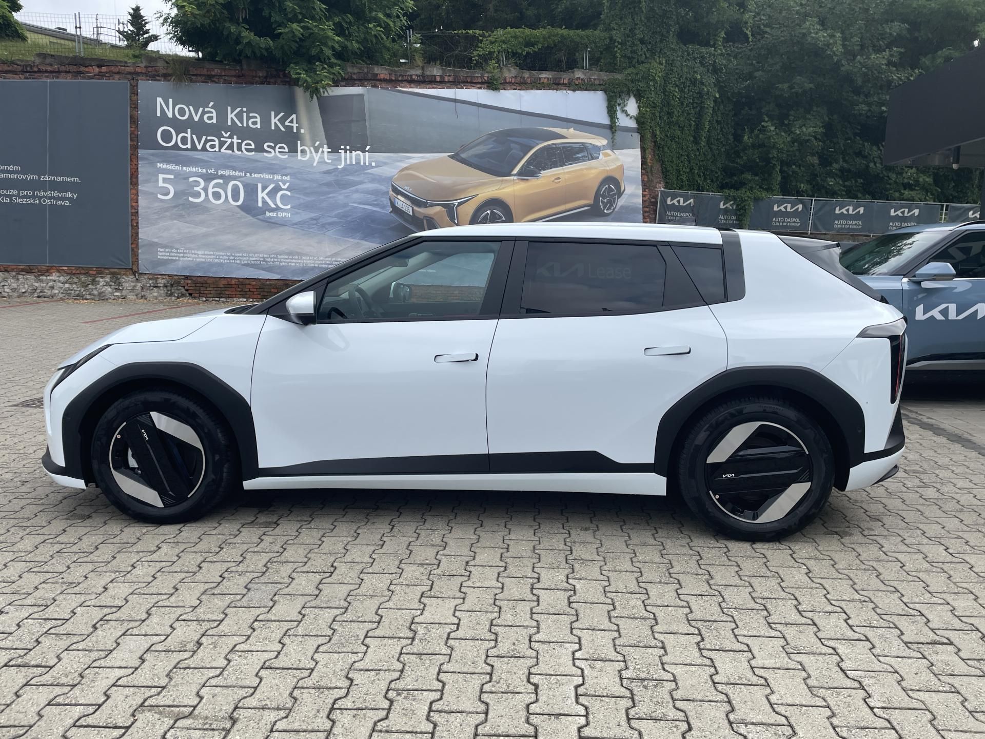 Kia EV4, 4x2 EARTH 150 KW + 58,3 KWH - fotka 6