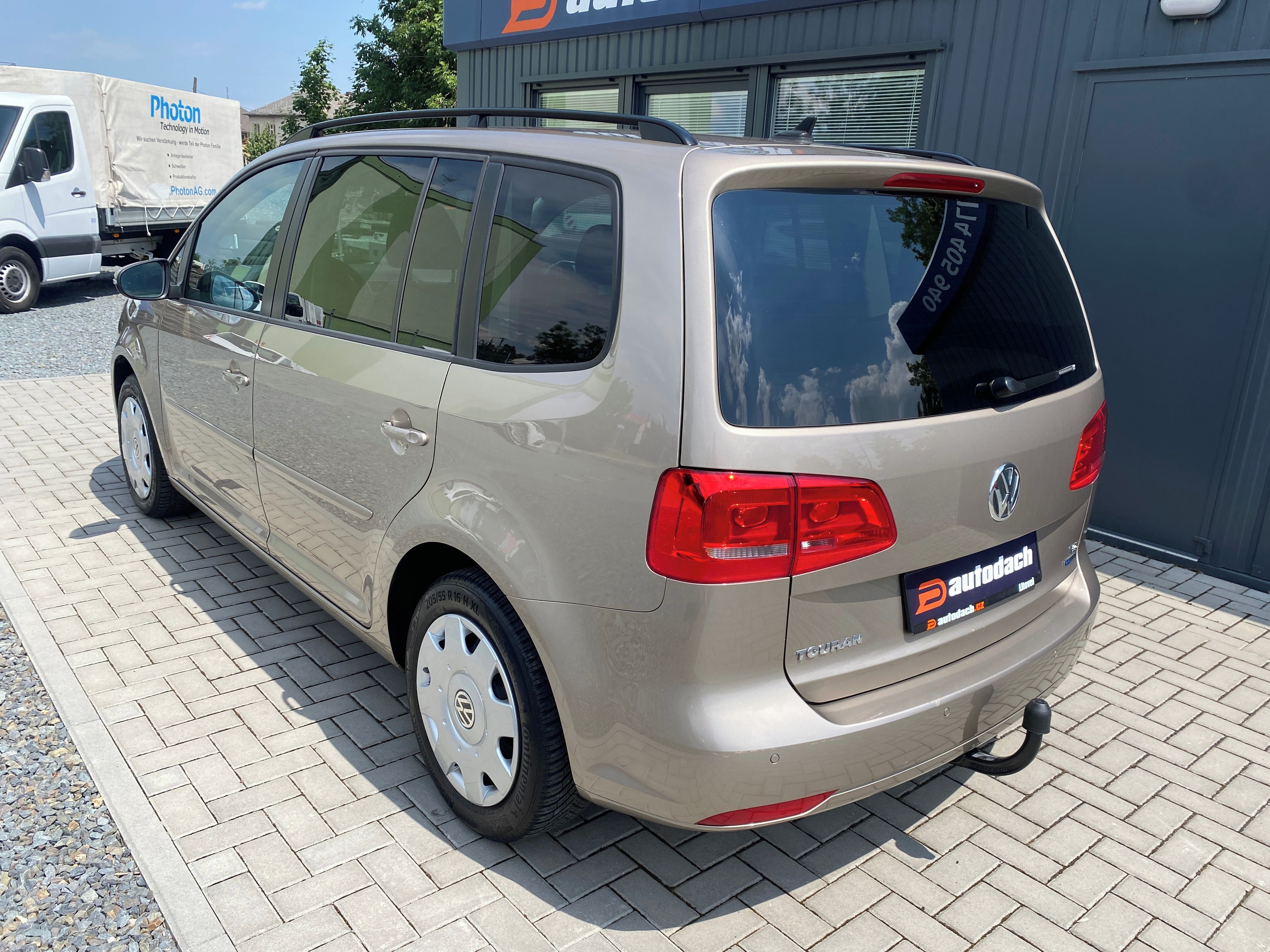 Volkswagen Touran, 1.2 TSI 77kW-CLIMATRONIC-NAVI - fotka 3