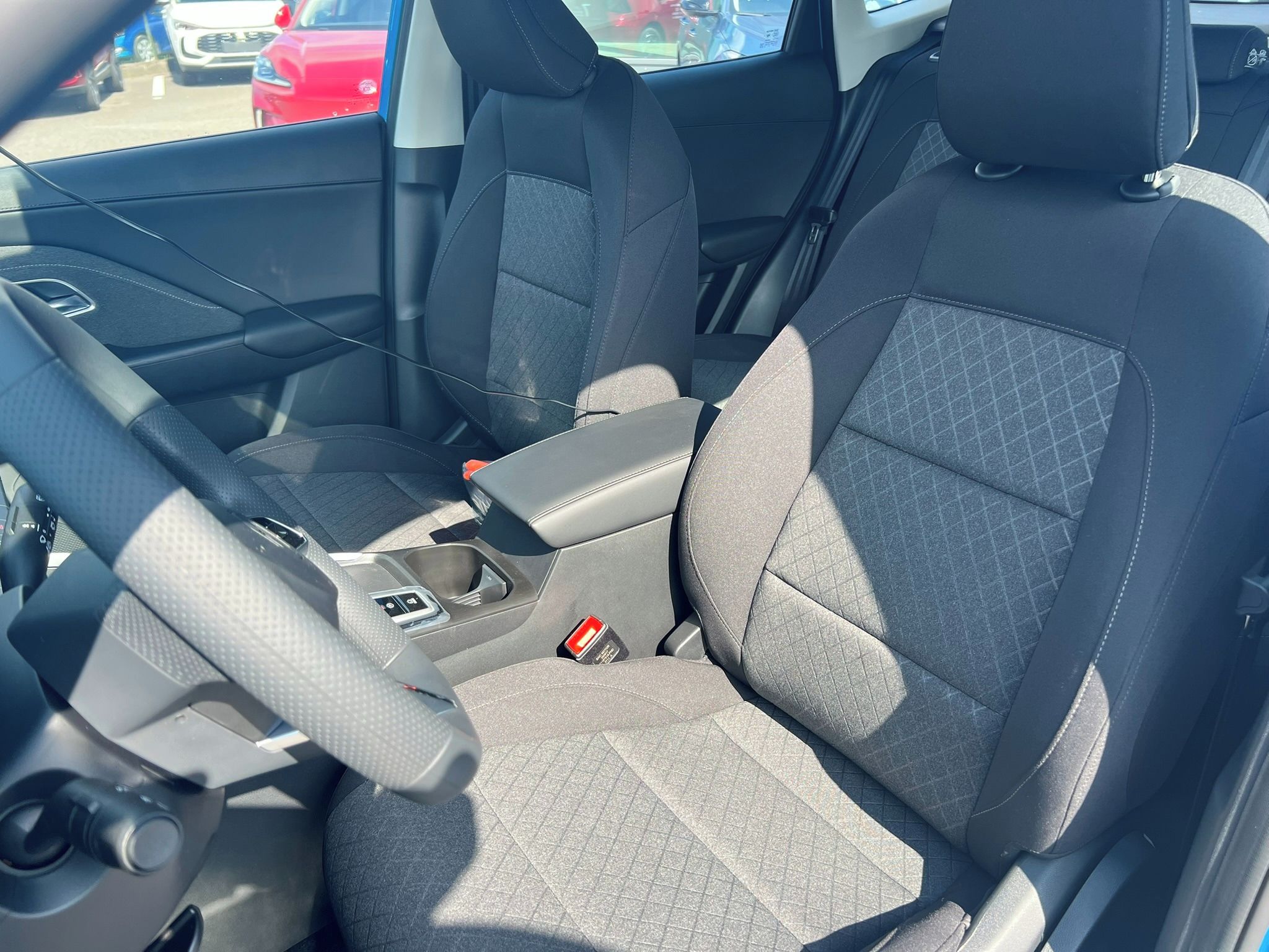 MG ZS, 1.5 Hybrid+ Essential - fotka 6