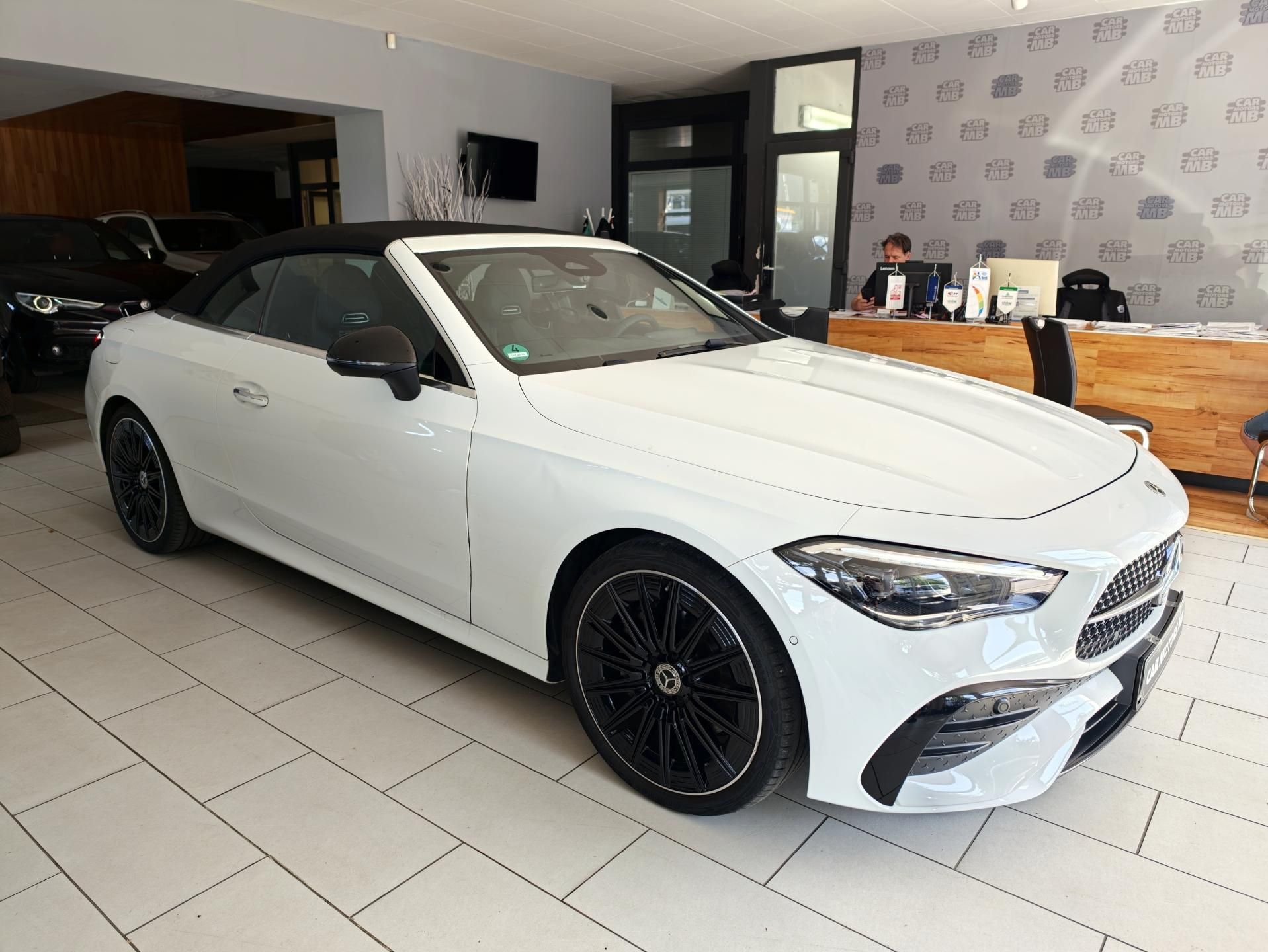 Mercedes-Benz CLE, 200 cabrio AMG Pack - fotka 5