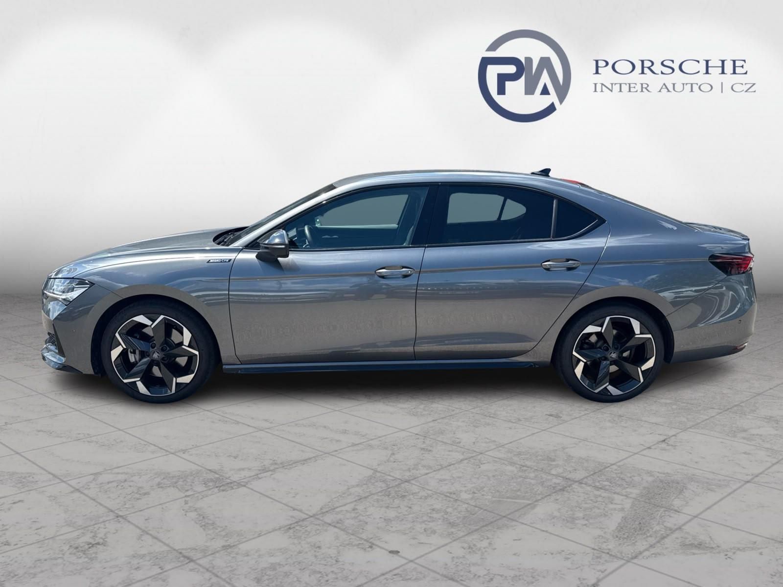 Škoda Superb, Sportline 2.0TDI 142kW 4X4 DSG - fotka 3