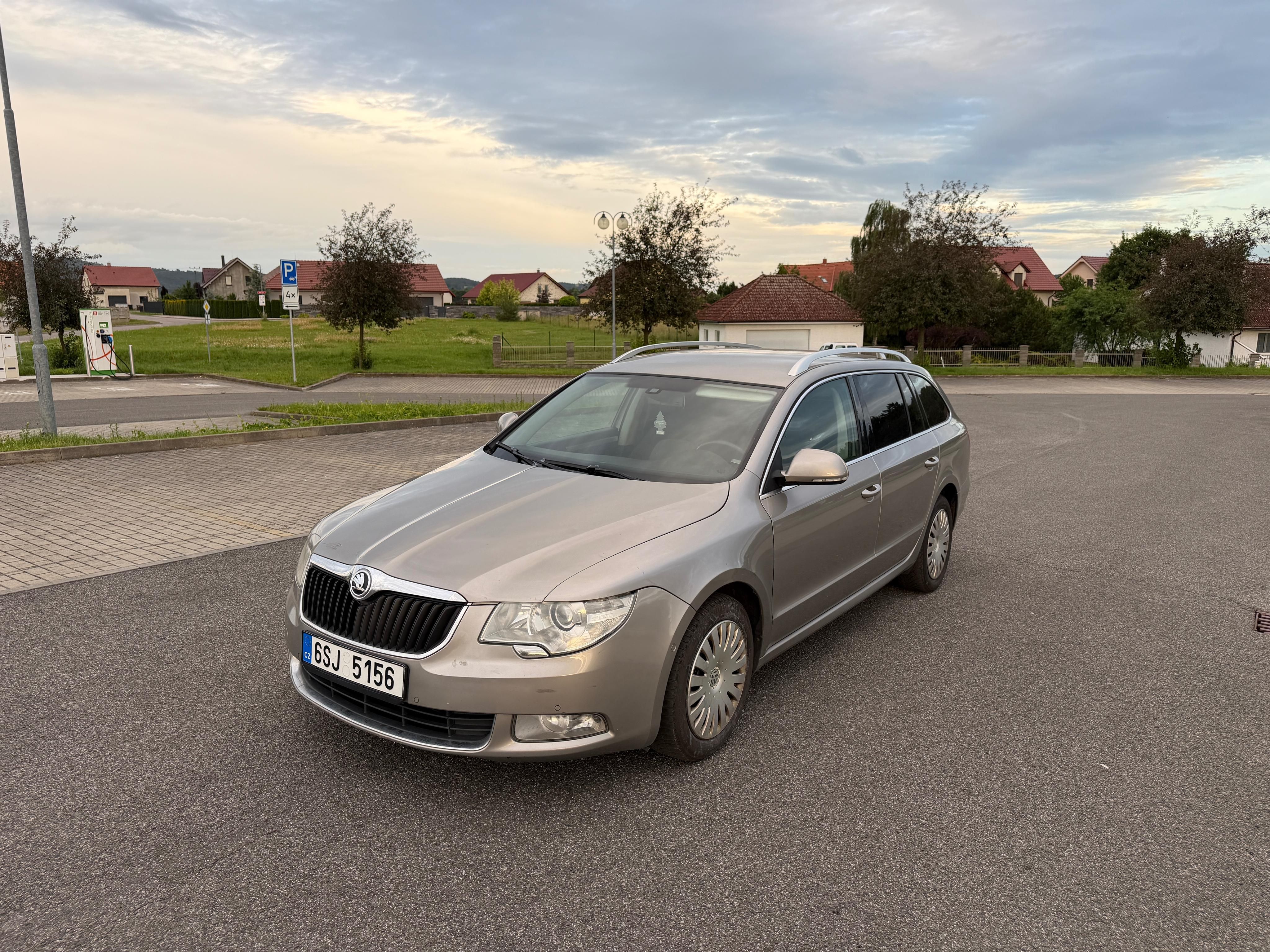 Škoda Superb, 1.6 TDi 77kW, tažné, STK 02/27