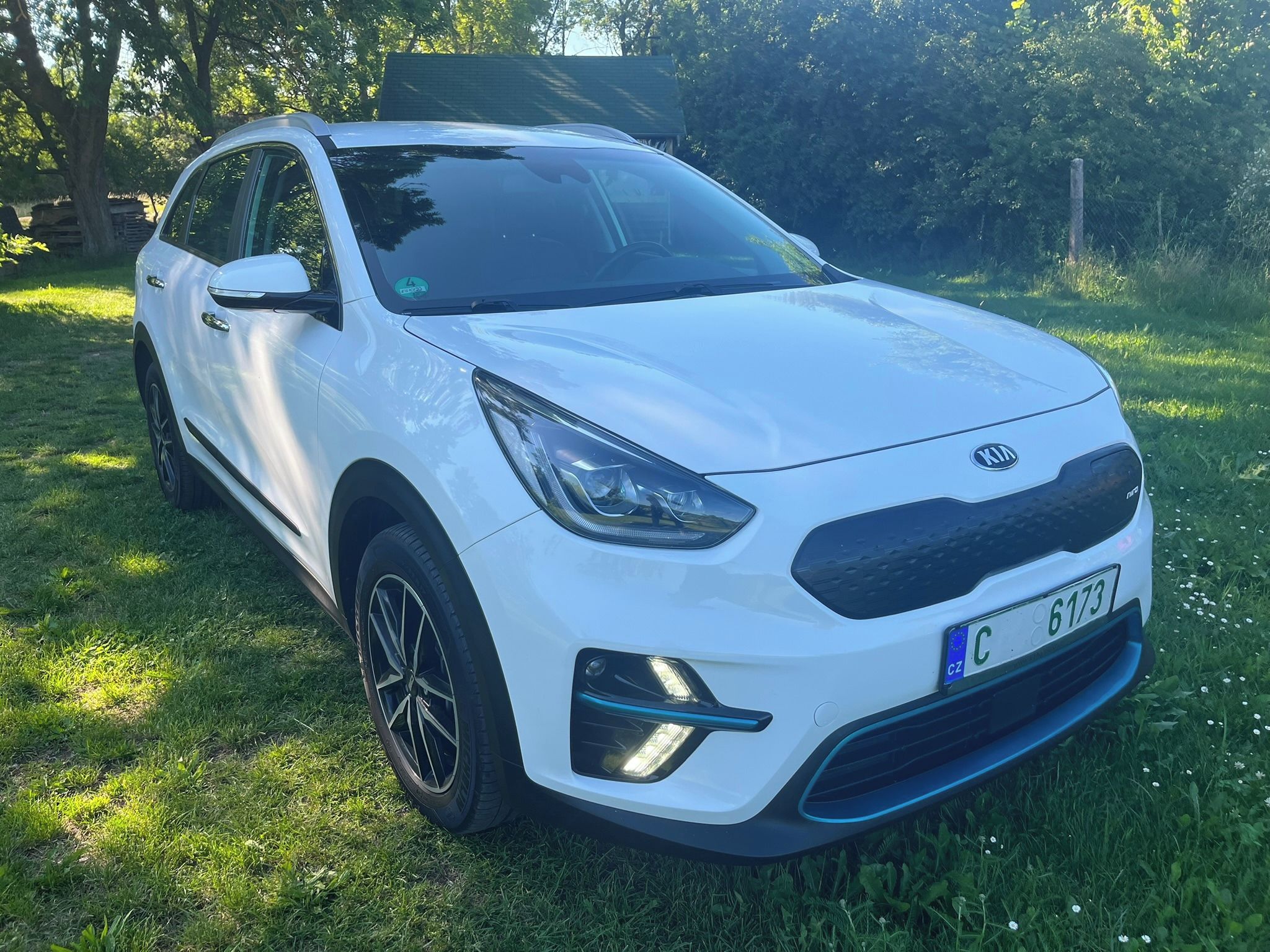 Kia Niro EV, SPIRIT 64 kWh,  SOH 100% - fotka 3