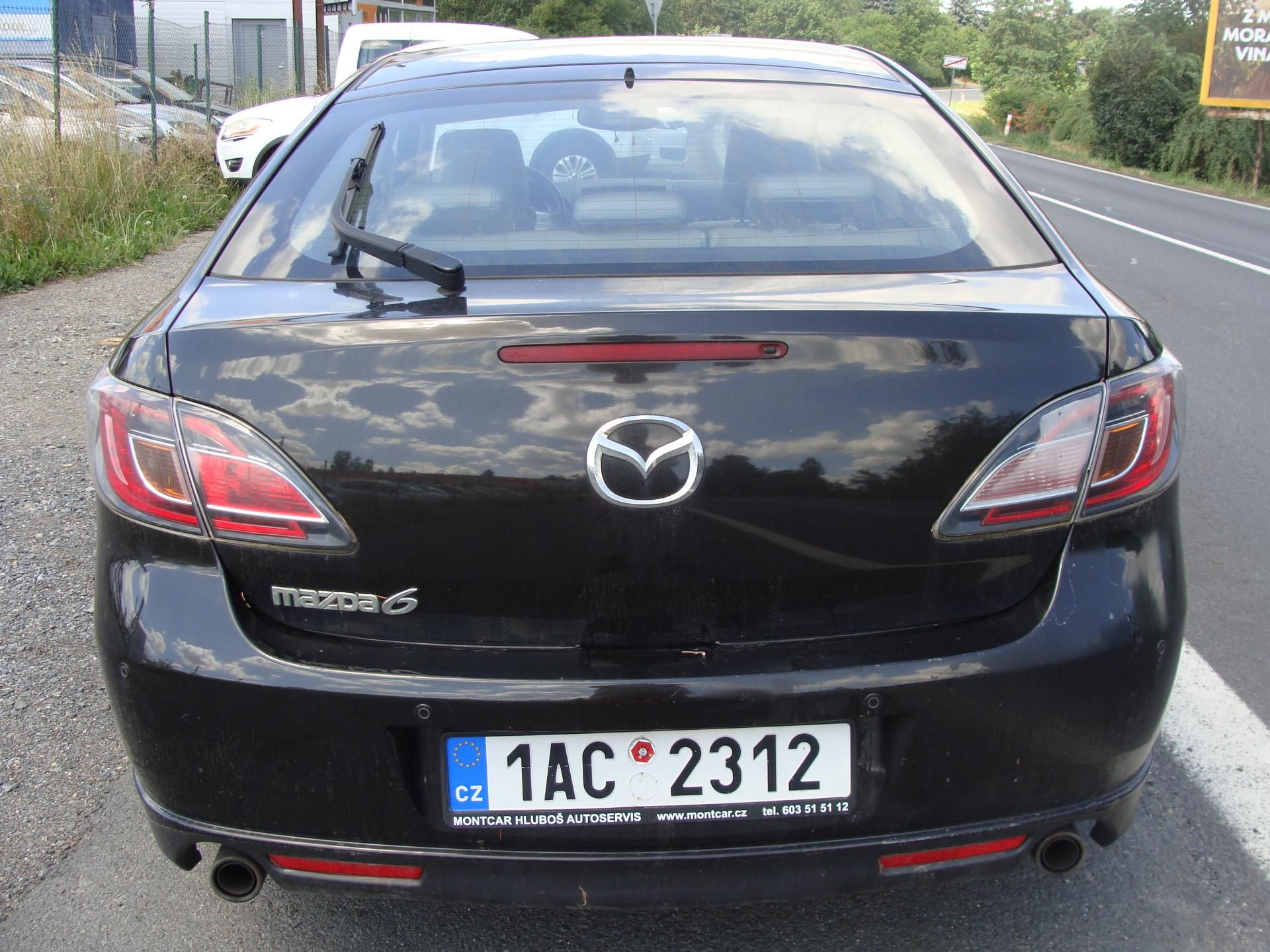 Mazda 6, 2.5 i, 125 kW, klima - fotka 4