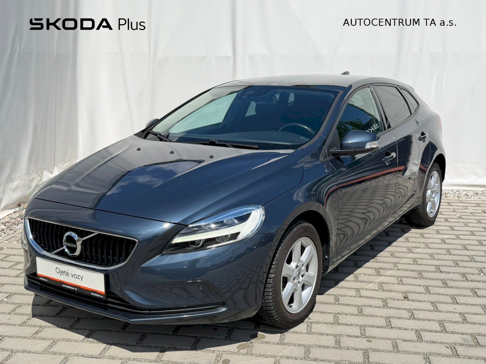 Volvo V40, V40 2.0D 88kW 6MP Momentum