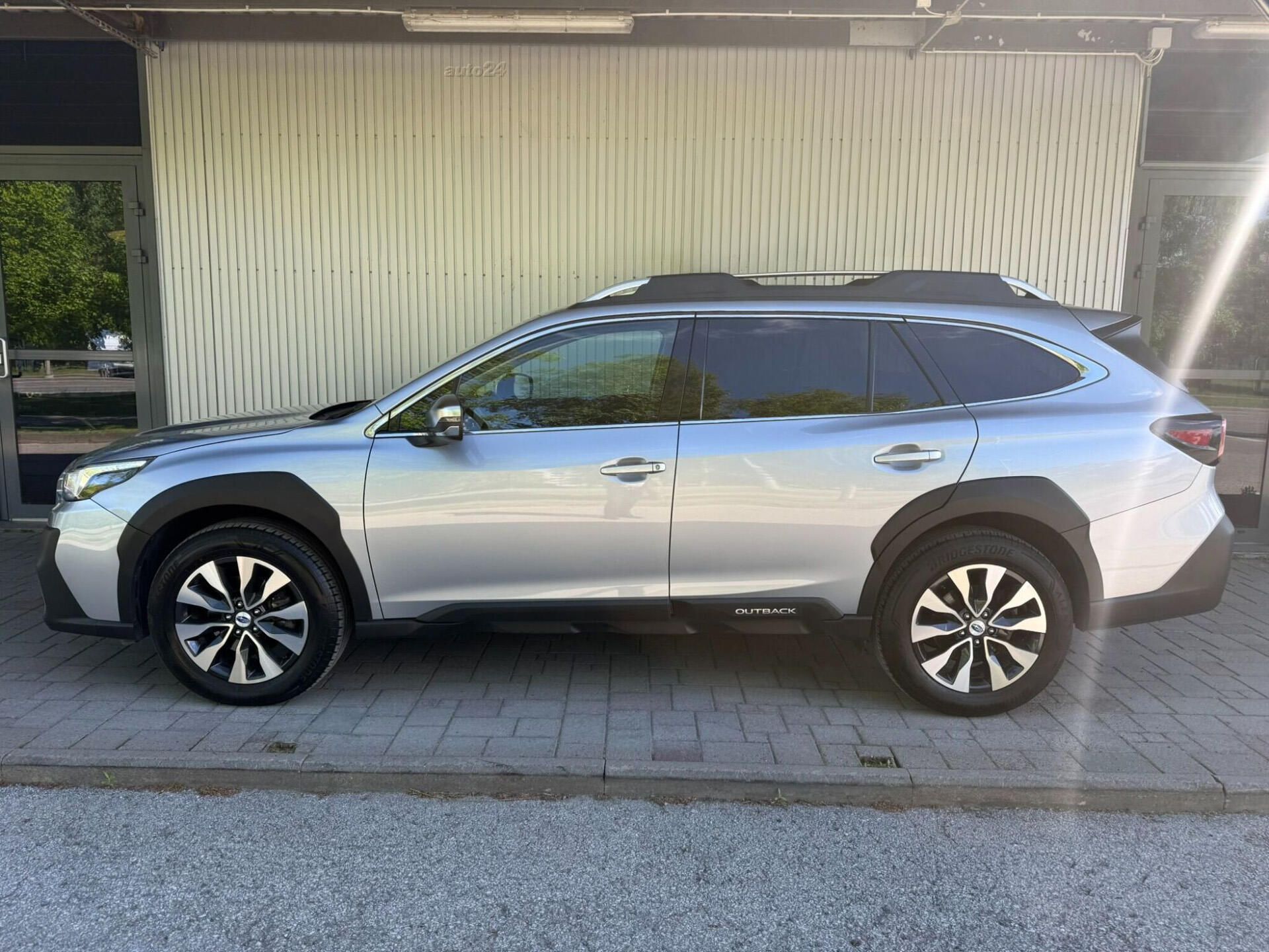 Subaru Outback, 2.5i 4WD Touring - fotka 3