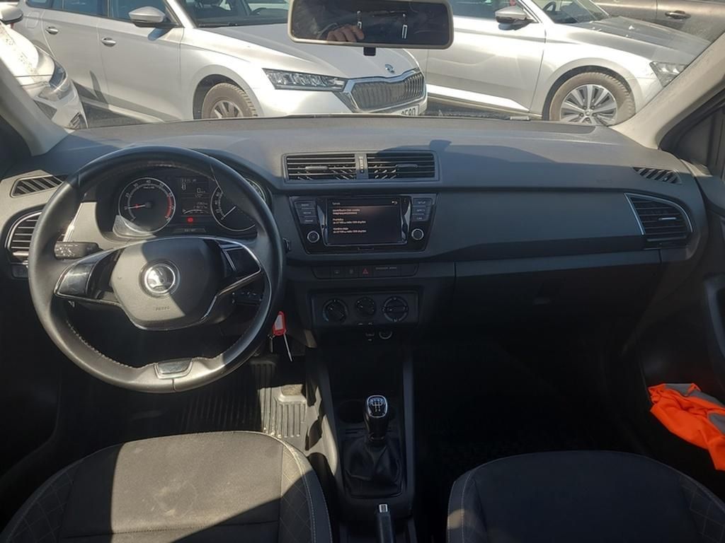 Škoda Fabia, Ambition 1,0 TSI 70 kW 5M - fotka 5