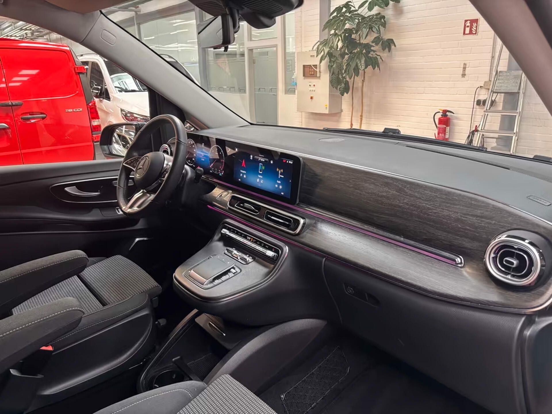 Mercedes-Benz Třídy V, 300d 4M Burm 360 El.dveře Taž - fotka 6