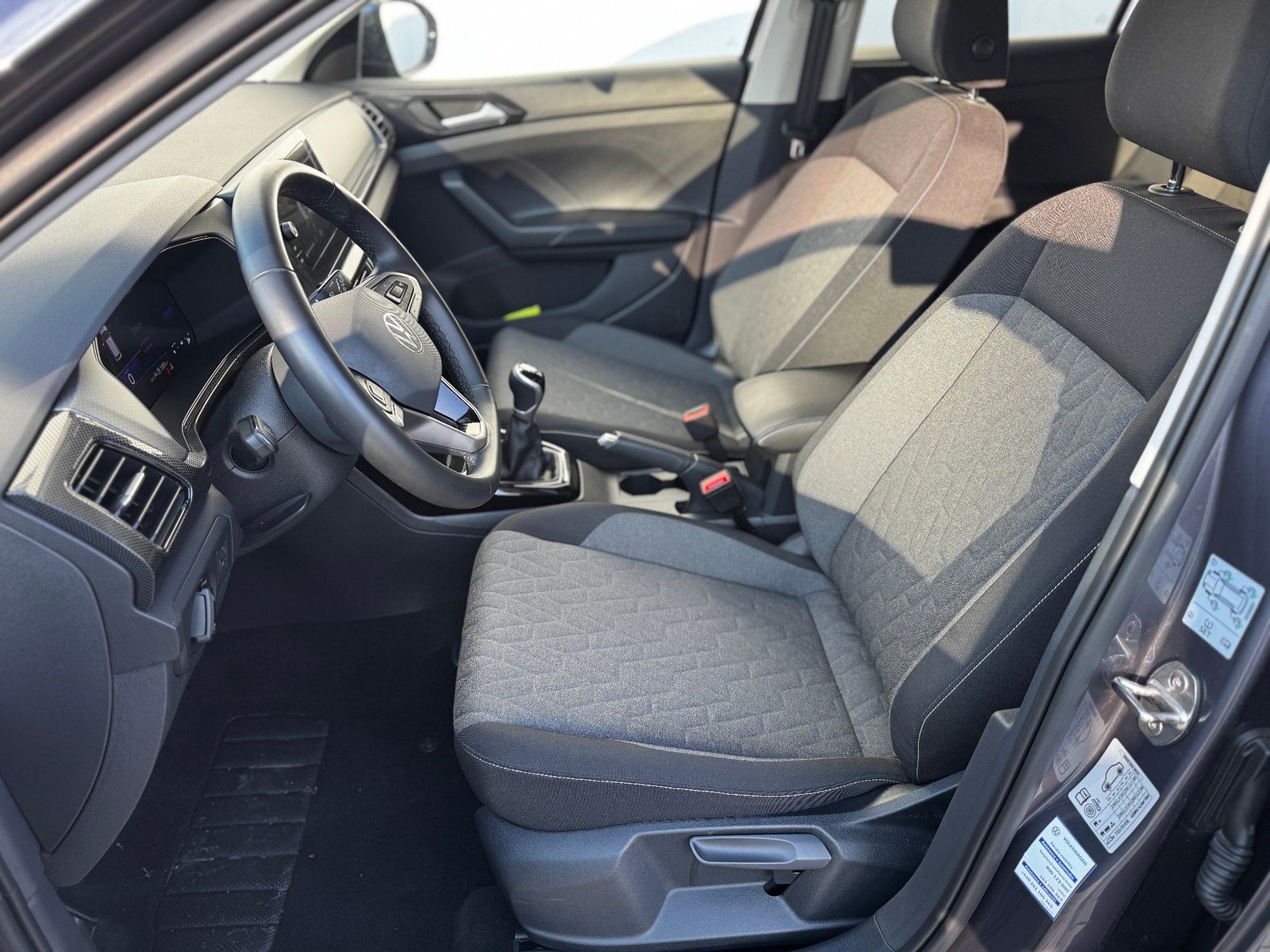 Volkswagen T-Cross, T-Cross 1.0TSI People 85kW - fotka 5