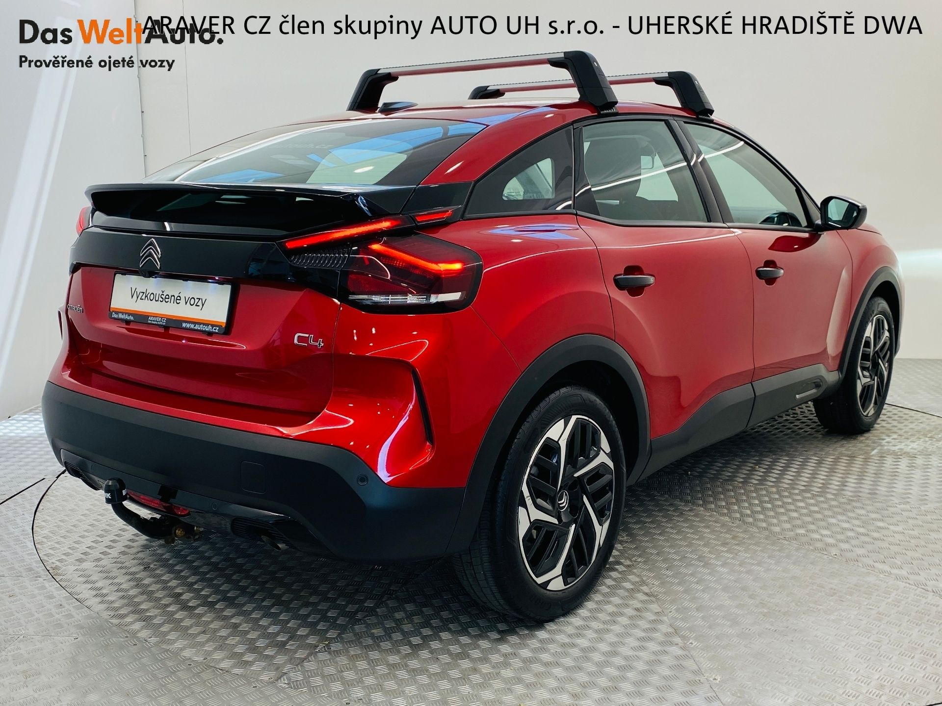 Citroën C4, 1.2 PureTech 96KW S&S ČR - fotka 2