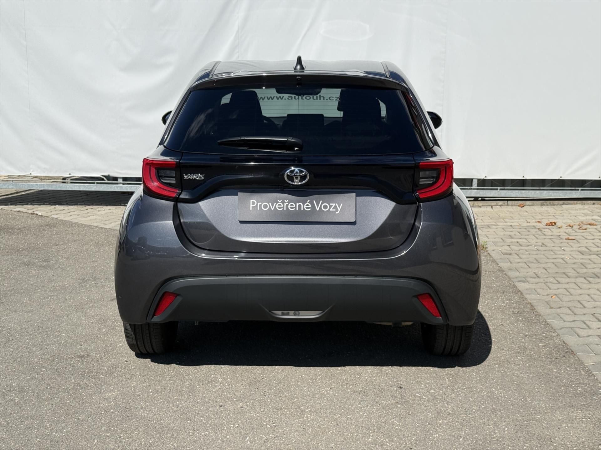 Toyota Yaris, 1,5 Comfort Tech Style - fotka 5