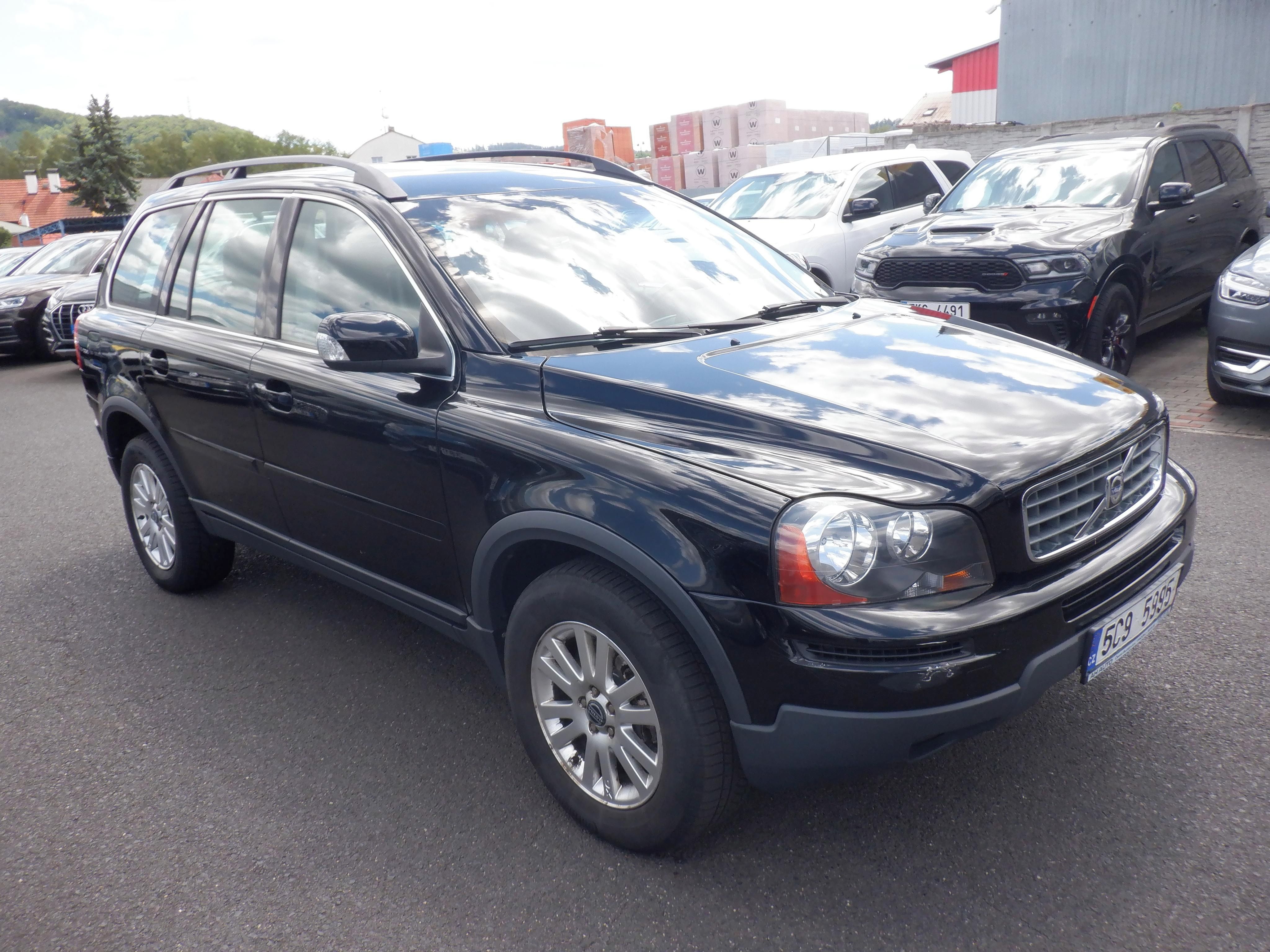 Volvo XC90, 2.4 D5 AWD - fotka 3
