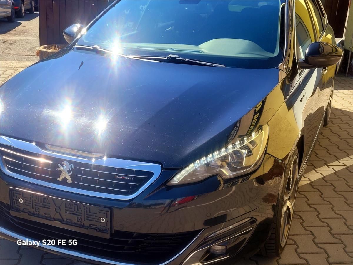 Peugeot 308, 2,0 eHDi GT Line*SERV.KNIHA RO - fotka 3