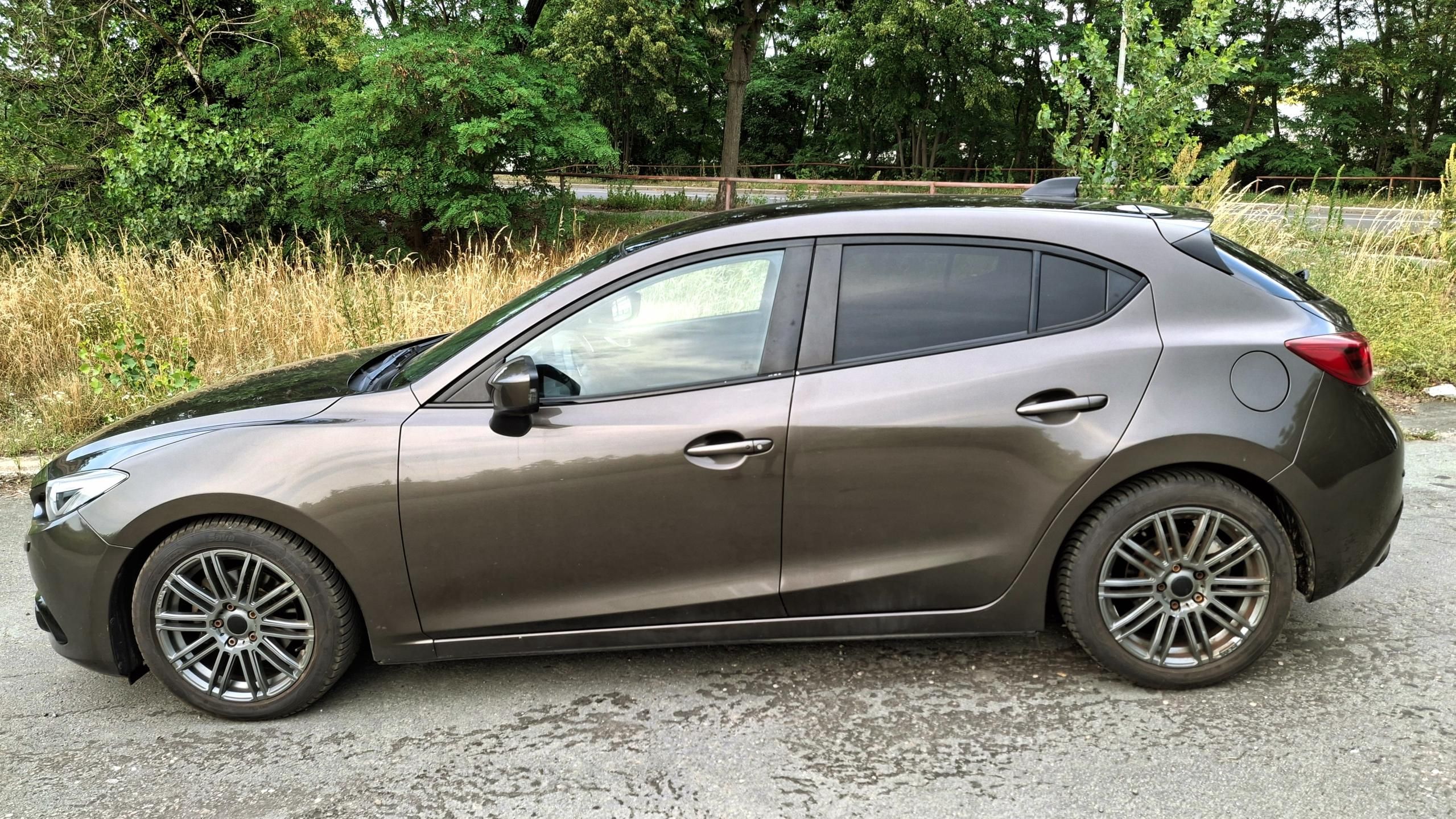 Mazda 3, benzin 121 kw sport line - fotka 5