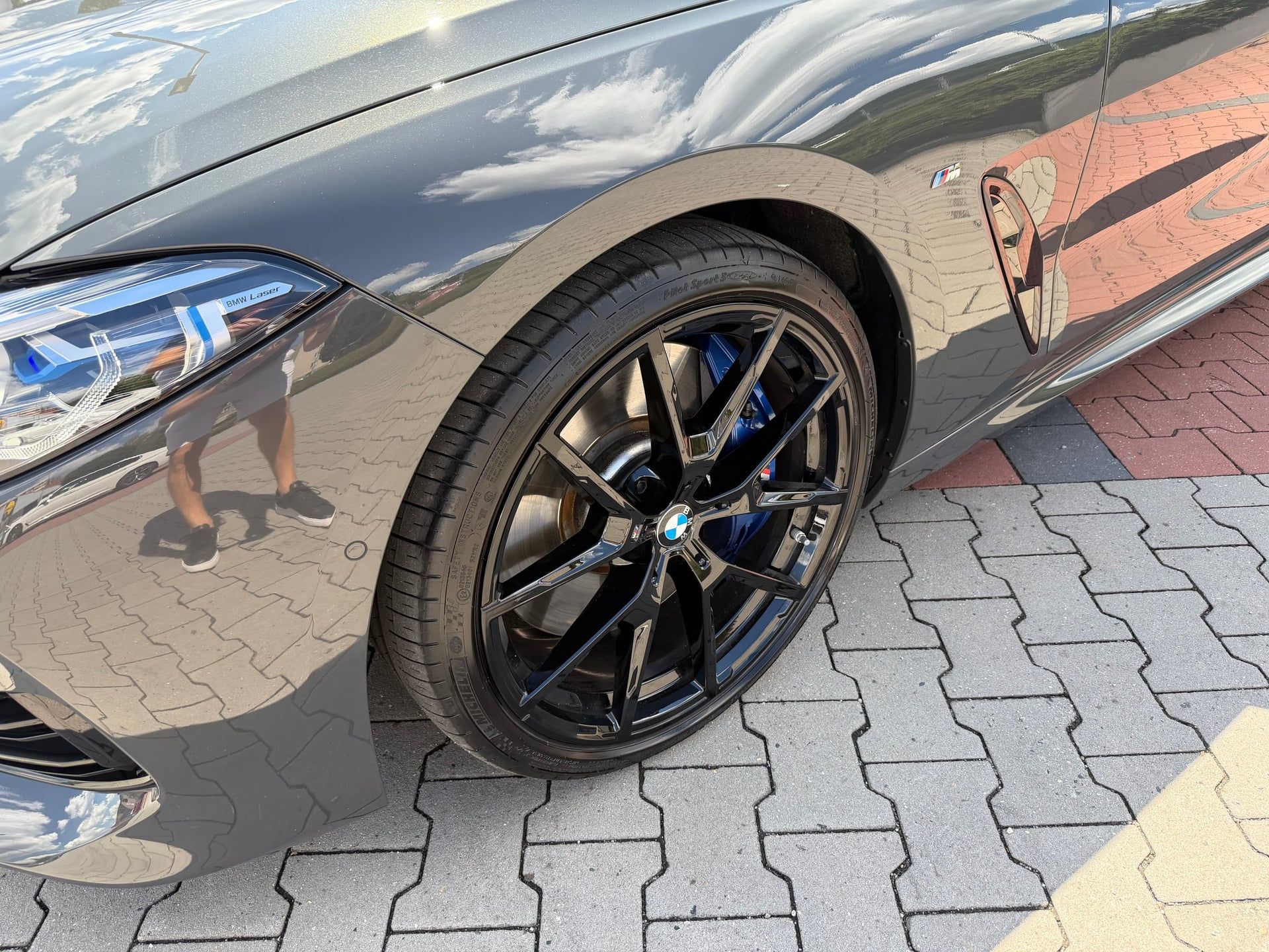 BMW Řada 8, M850i/xDrive/Coupé/M-paket - fotka 3