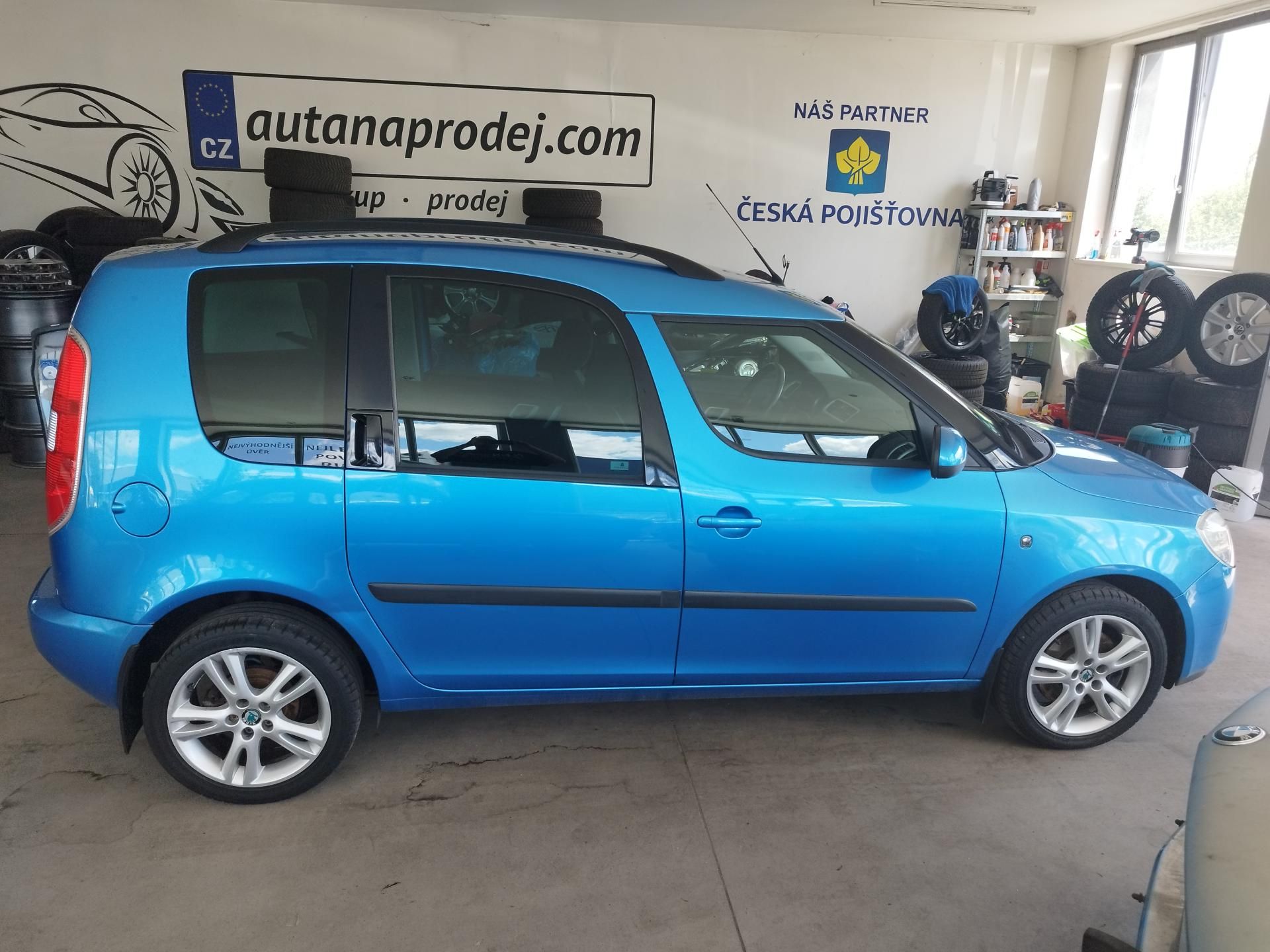 Škoda Roomster, 1,6I,77KW,KLIMA,ALU SE.KNIHA - fotka 5