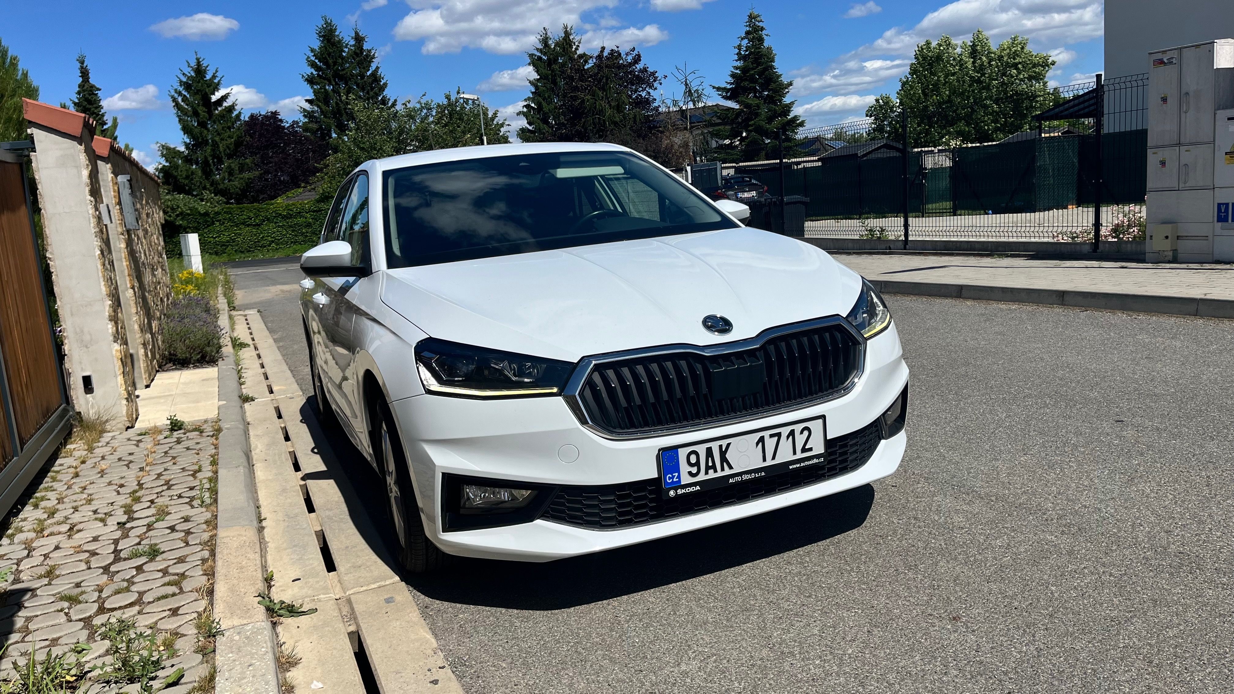 Škoda Fabia, IV Style 81kw DSG 1.maj - fotka 3