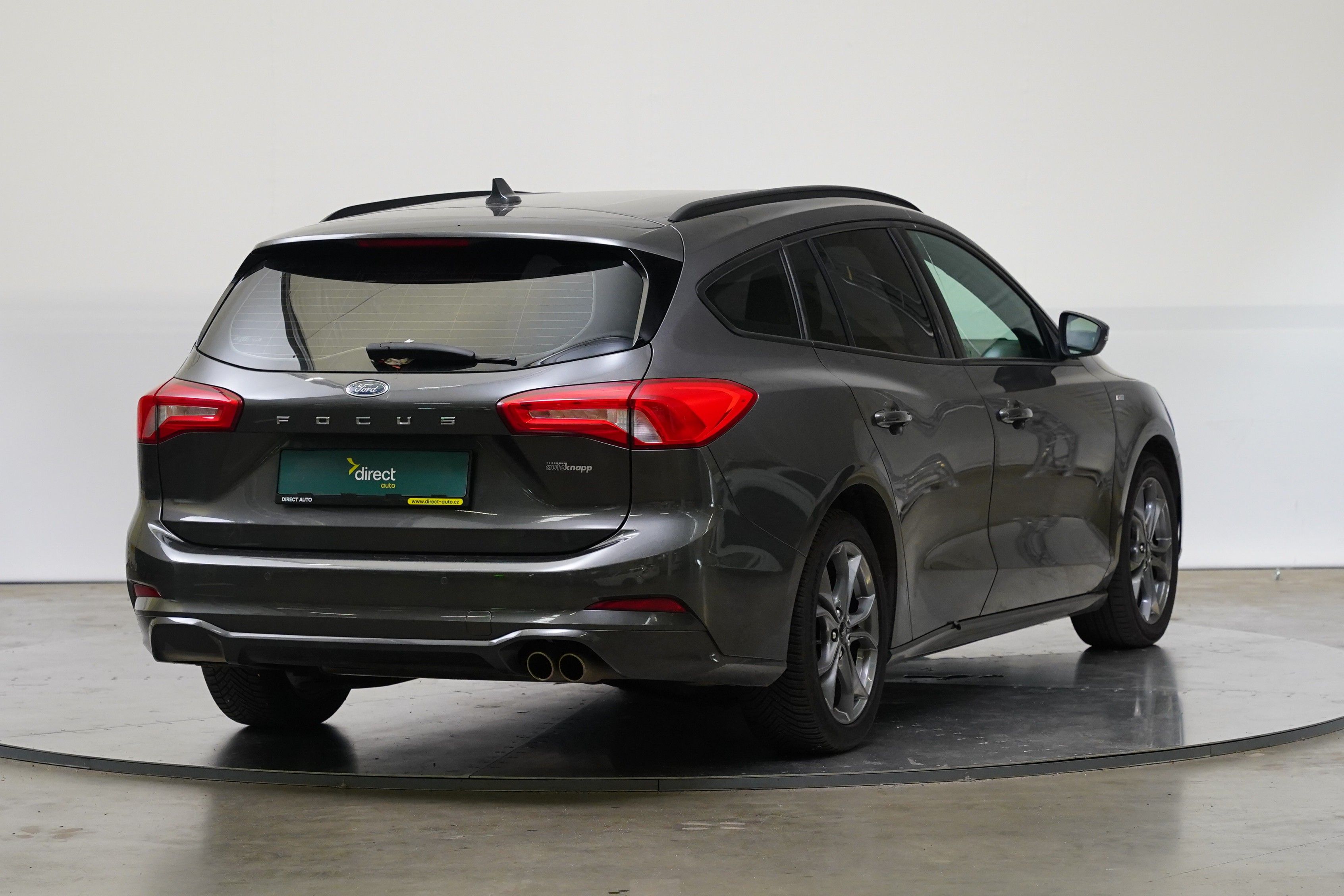 Ford Focus, 1.0 EcoBoost 92 kW ST-Line - fotka 2