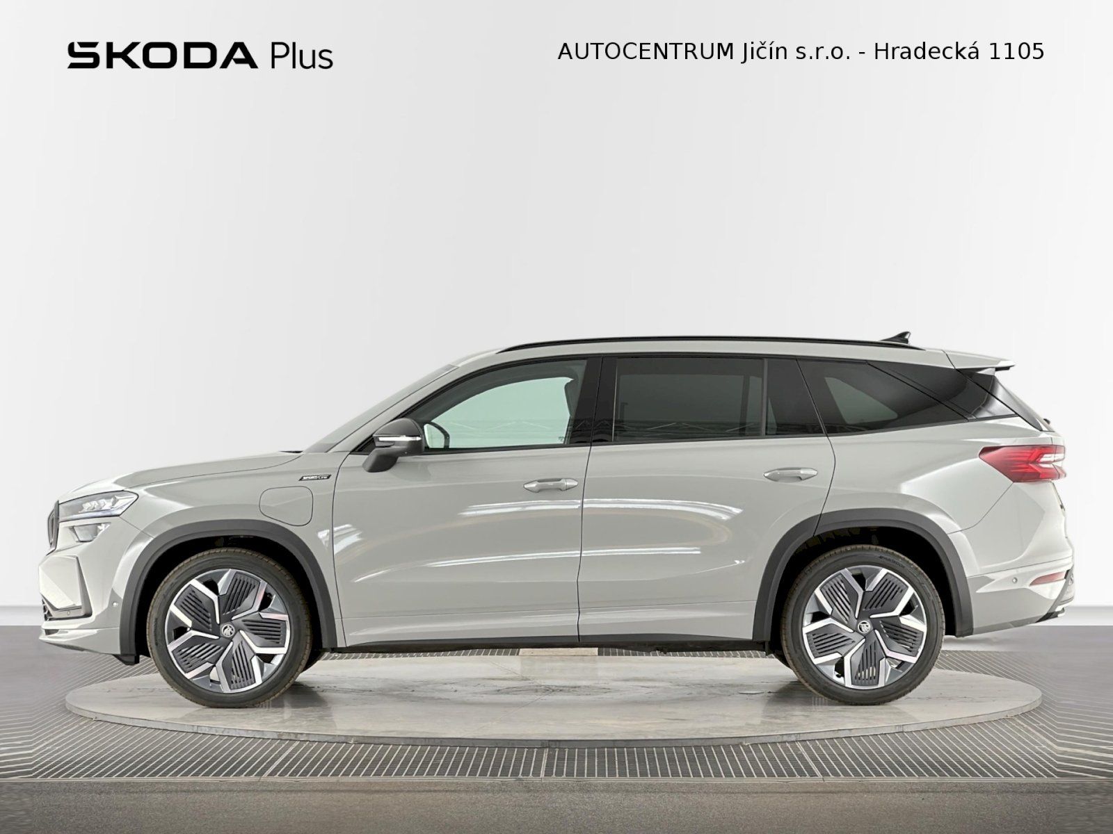Škoda Kodiaq, iV DSG 1.5TSI 150kW SportLine - fotka 3