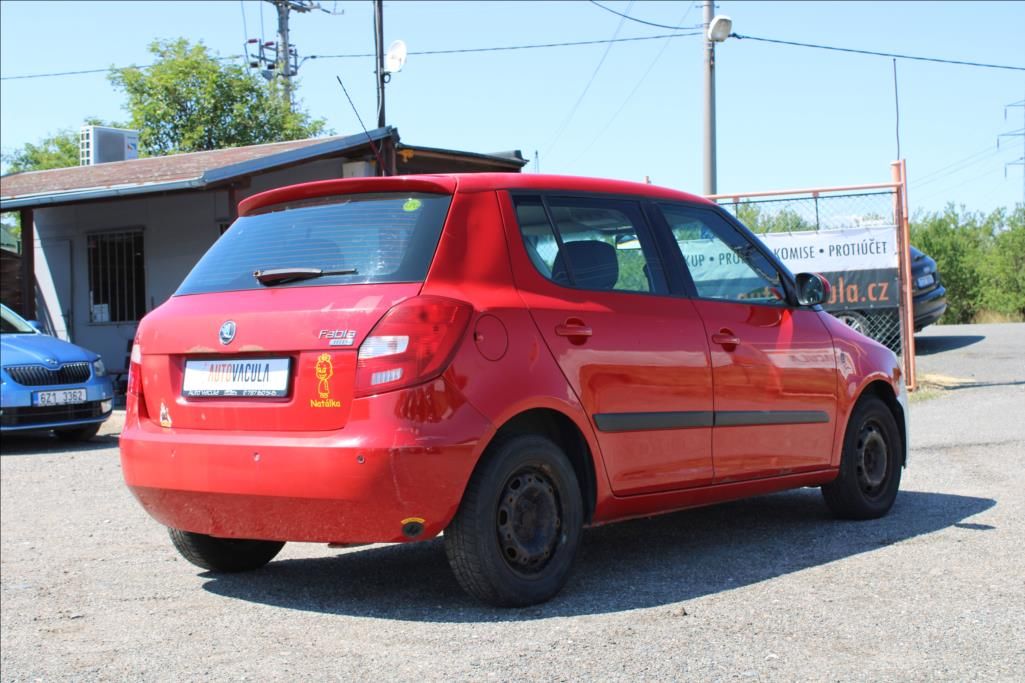 Škoda Fabia, 1,2 i  LPG, STK 5/2027 - fotka 5