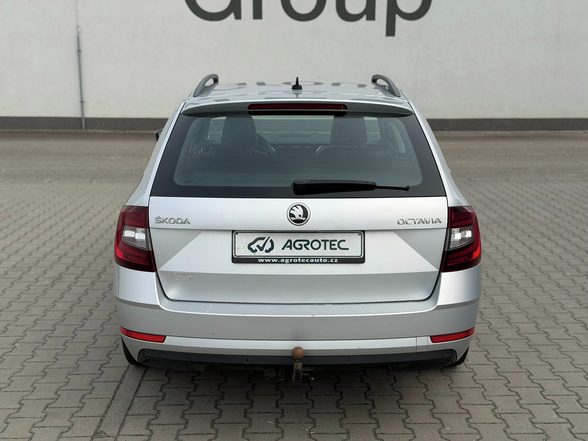Škoda Octavia, 2.0 TDI 110kW Style Combi - fotka 6