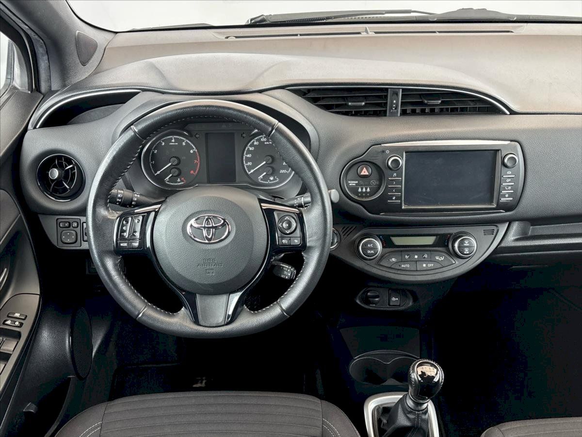 Toyota Yaris, Dual VVT-i /82 kW Selection - fotka 5