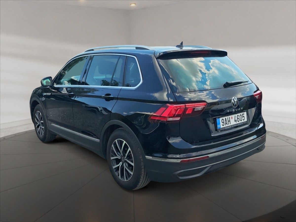Volkswagen Tiguan, 1,5 TSI Life DSG - fotka 4