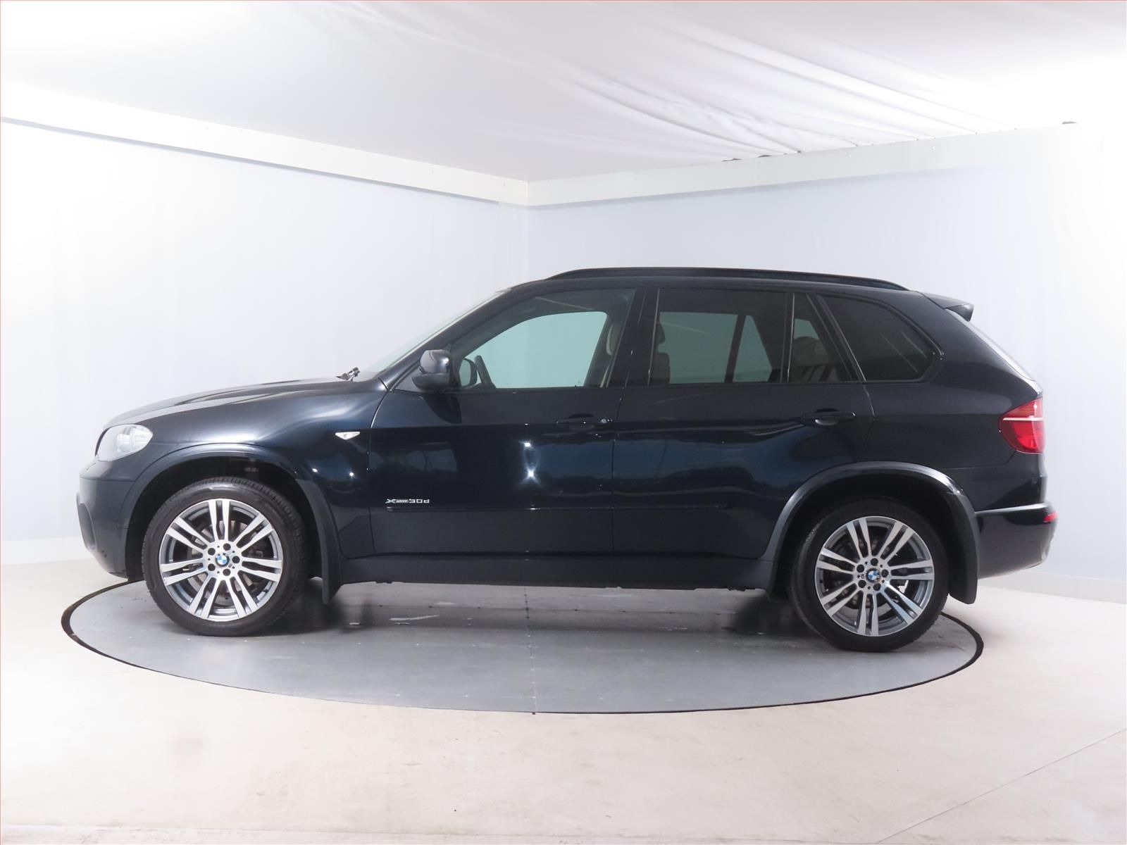 BMW X5, xDrive30d, 4X4, Automat, Kůže - fotka 3