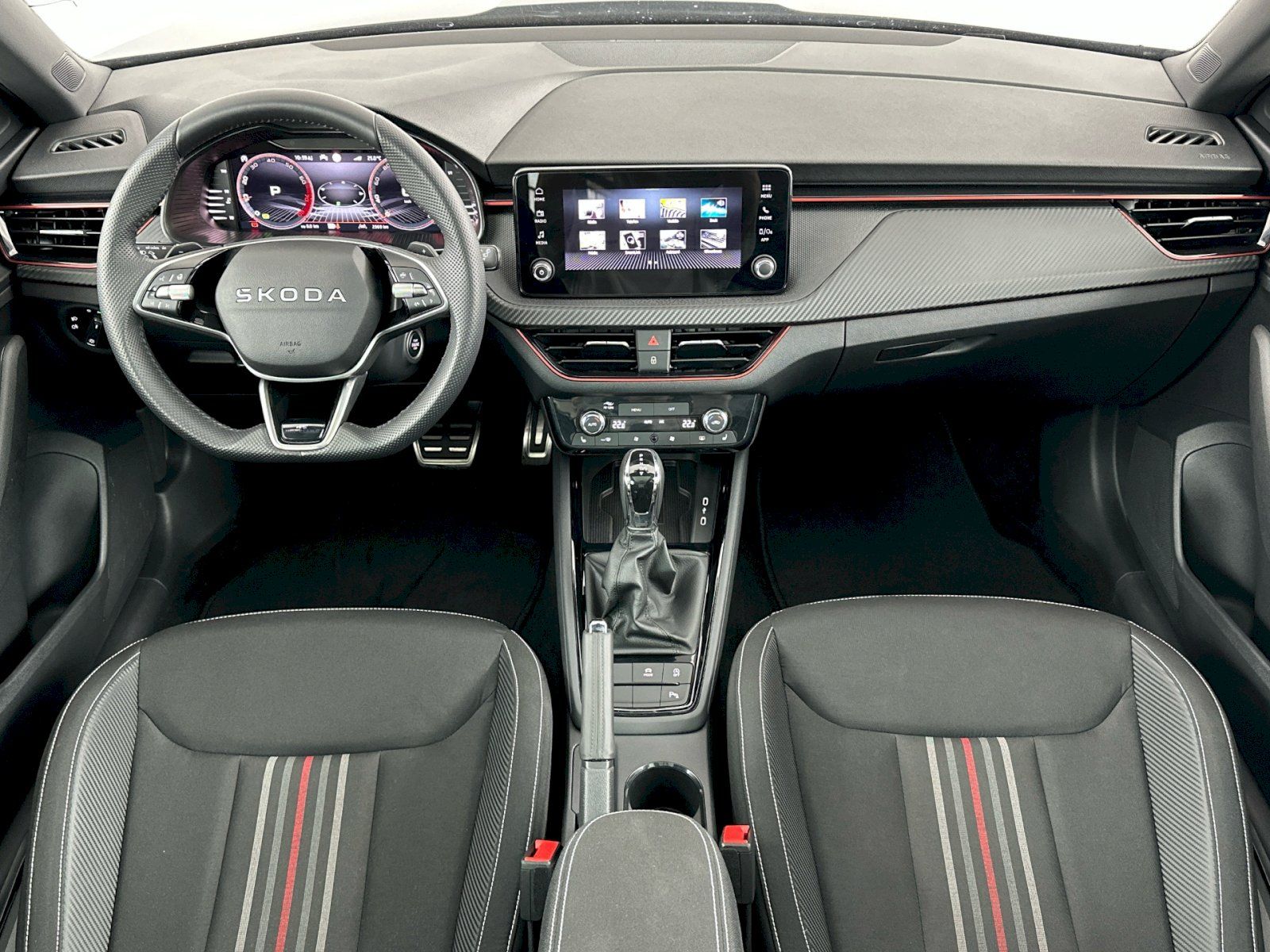 Škoda Kamiq, DSG 1.0TSI 85kW Monte Carlo - fotka 5