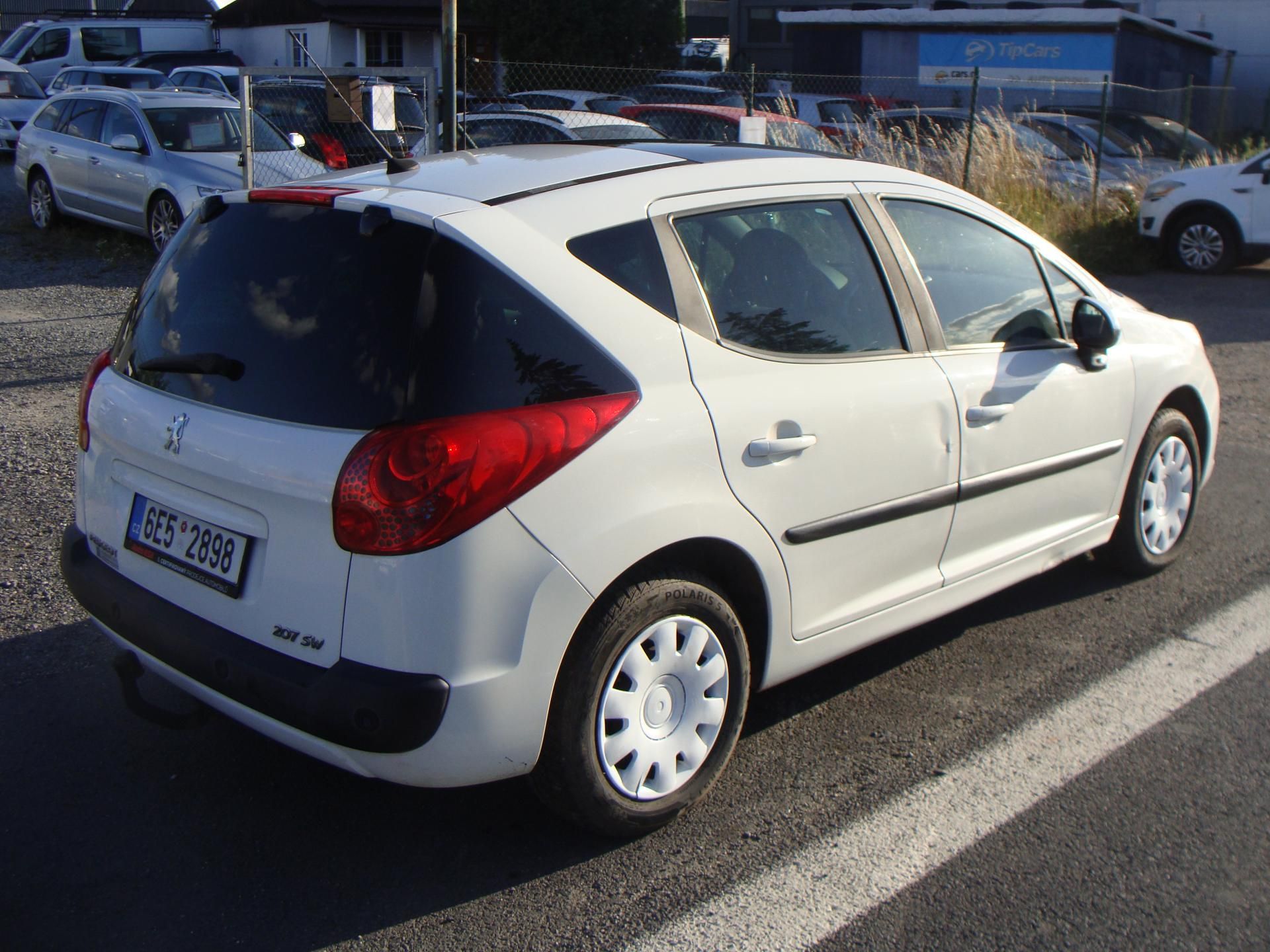 Peugeot 207, 1.6i, 88 kW, SW,automat,klima - fotka 5