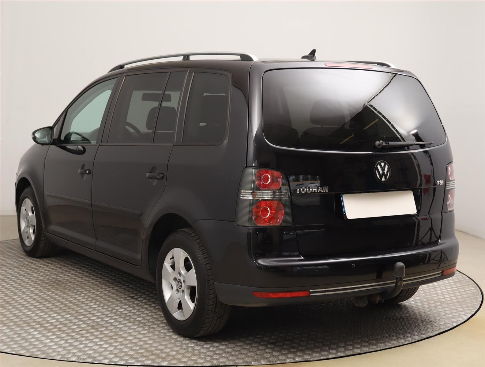 Volkswagen Touran, 1.4 TSI, Navi - fotka 4