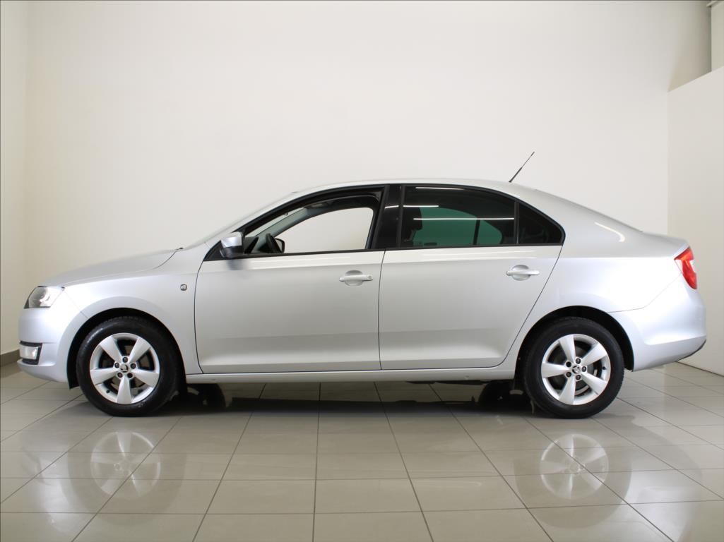 Škoda Rapid, 1,2 TSi 63kW Fresh 1.maj.ČR - fotka 5