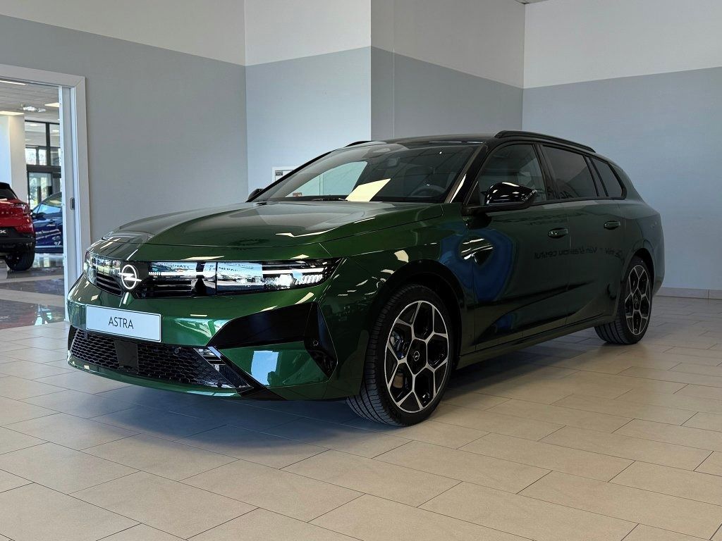 Opel Astra, Nová Astra ST Ultimate Hybrid! - fotka 3