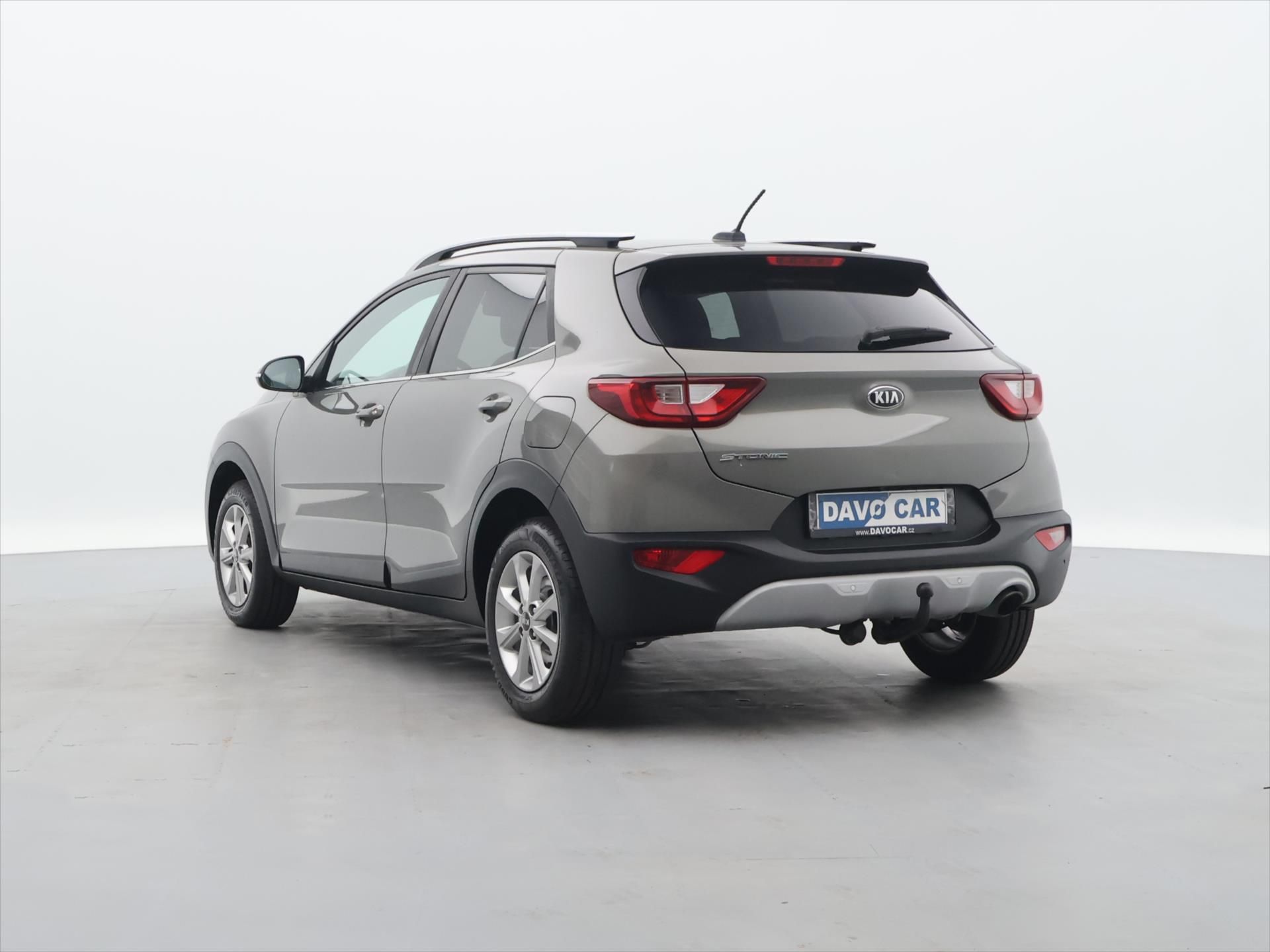 Kia Stonic, 1,3 CVVT 62 kW Spirit 1.Maj Ta - fotka 5