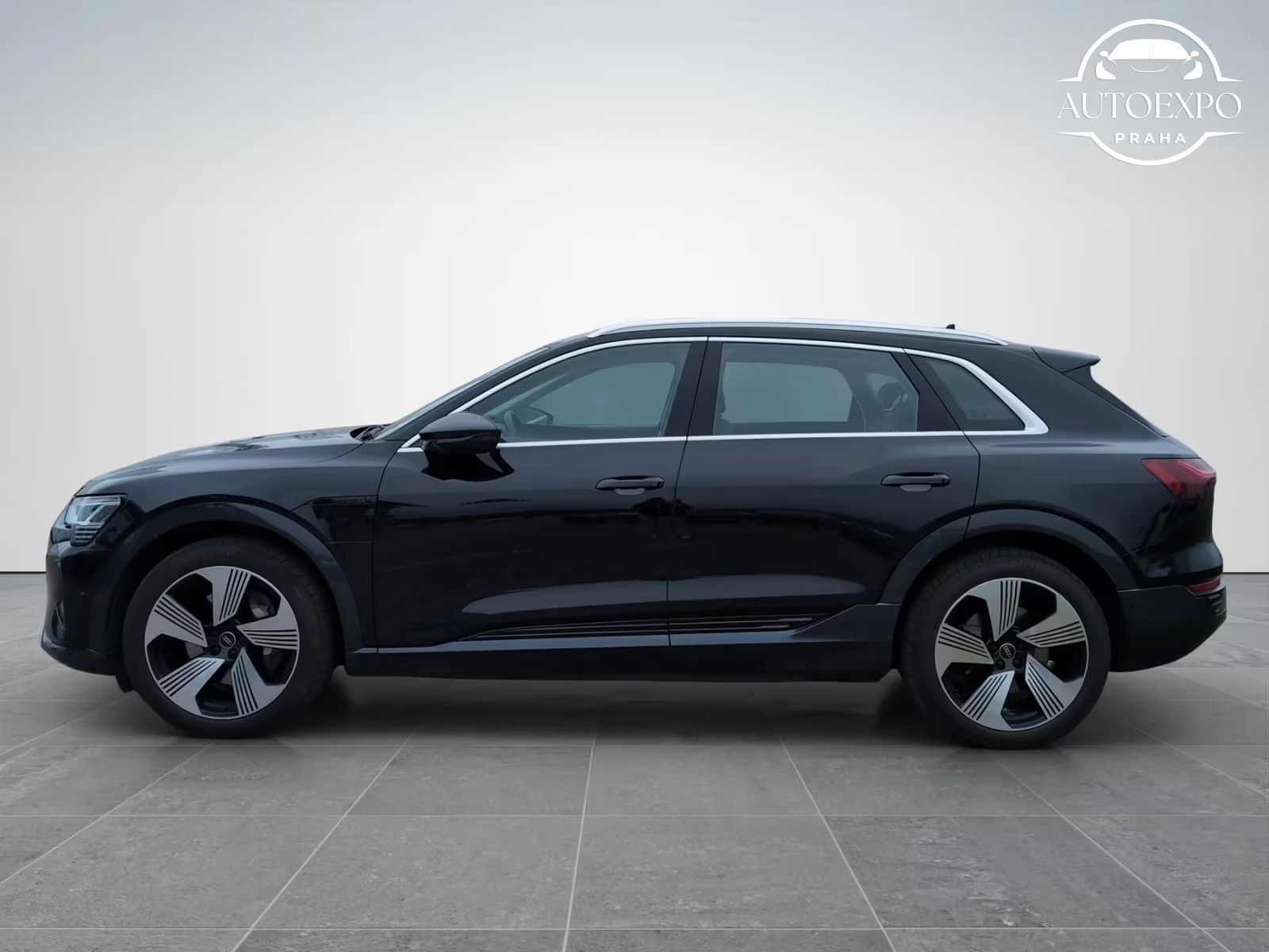 Audi Q8, e-tron 50 quattro advanced - fotka 5