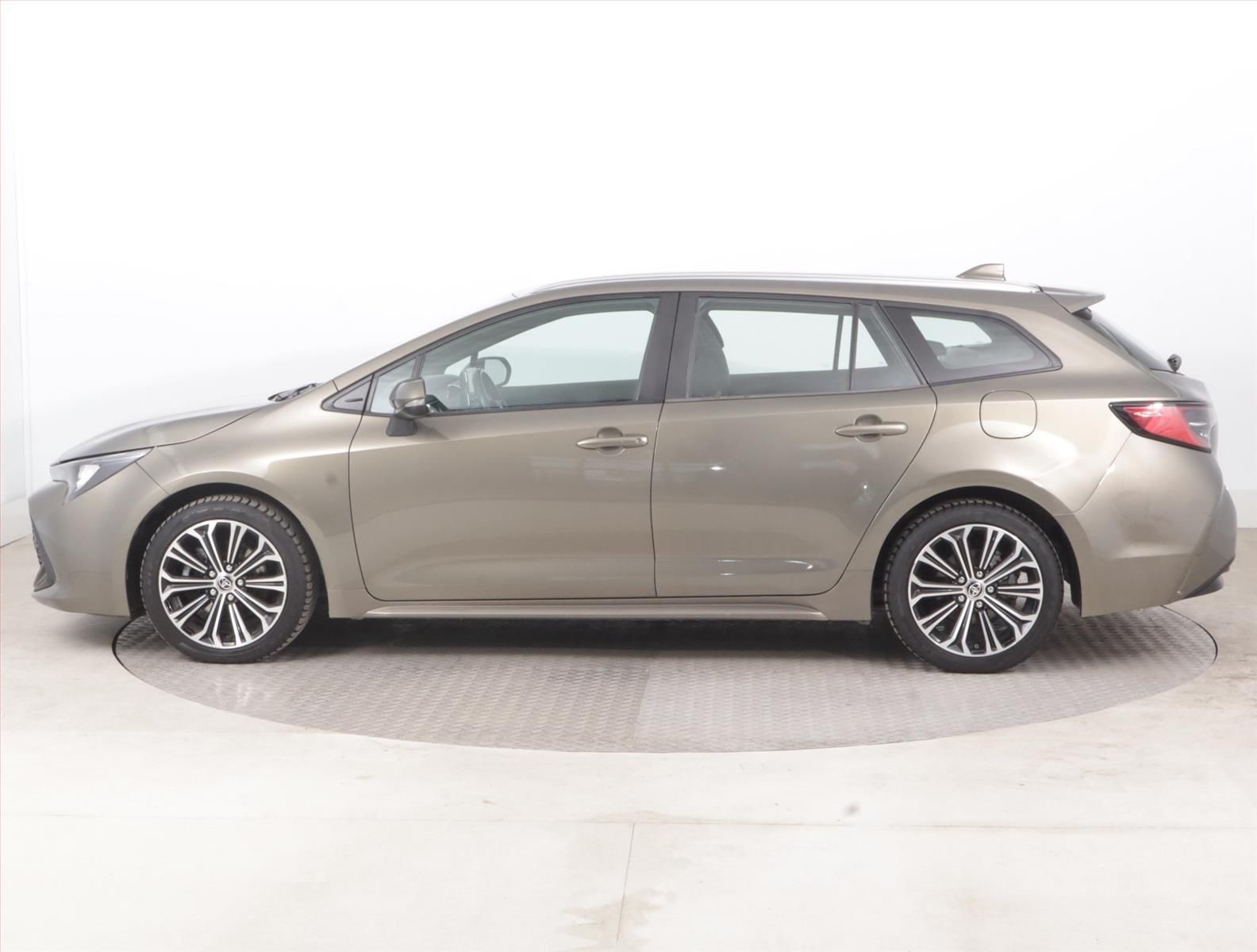 Toyota Corolla, 2.0 Hybrid, Automat, Navi - fotka 3