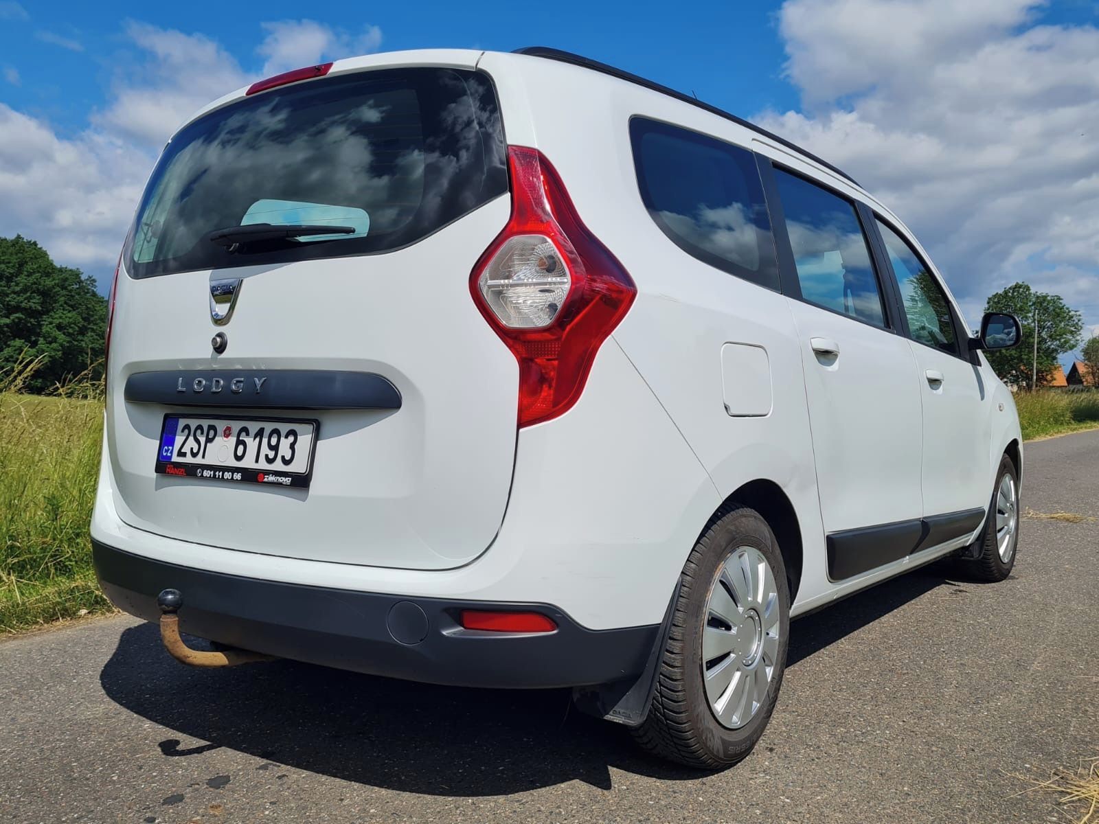 Dacia Lodgy, 1.5 dCi Arctica, ČR, 1.MAJ, TZ - fotka 4
