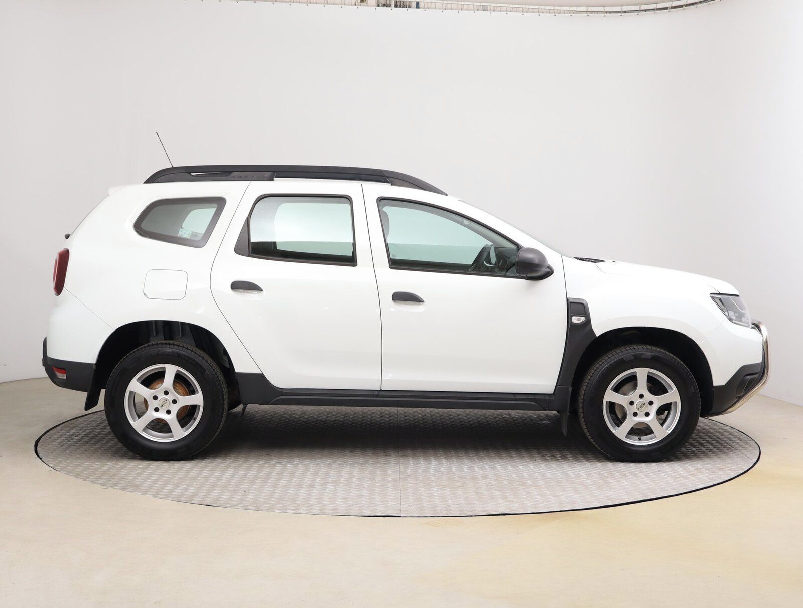 Dacia Duster, 1.6 SCe, ČR,1.maj, Tempomat - fotka 6