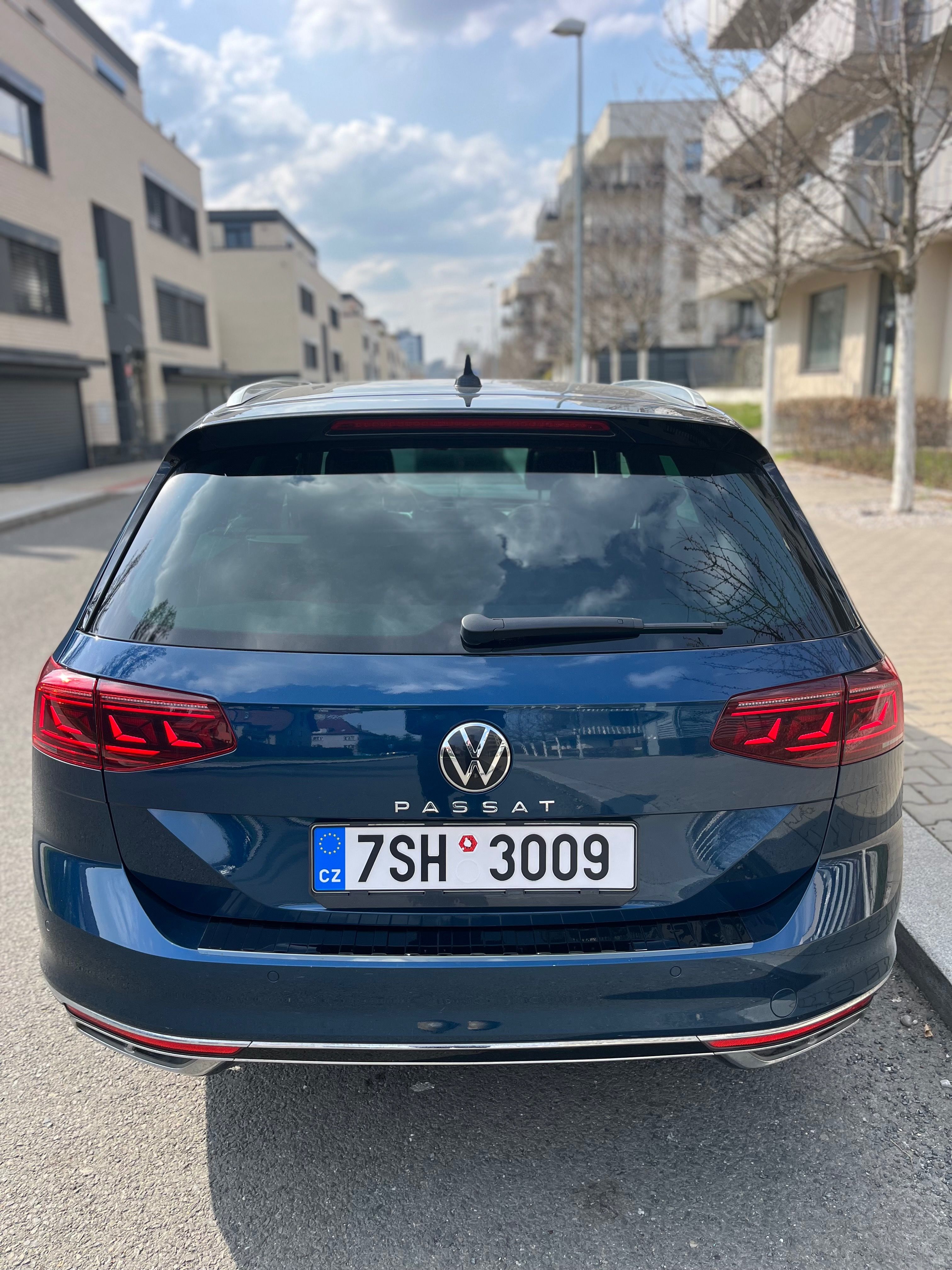 Volkswagen Passat, VW passat b8 r lane - fotka 5