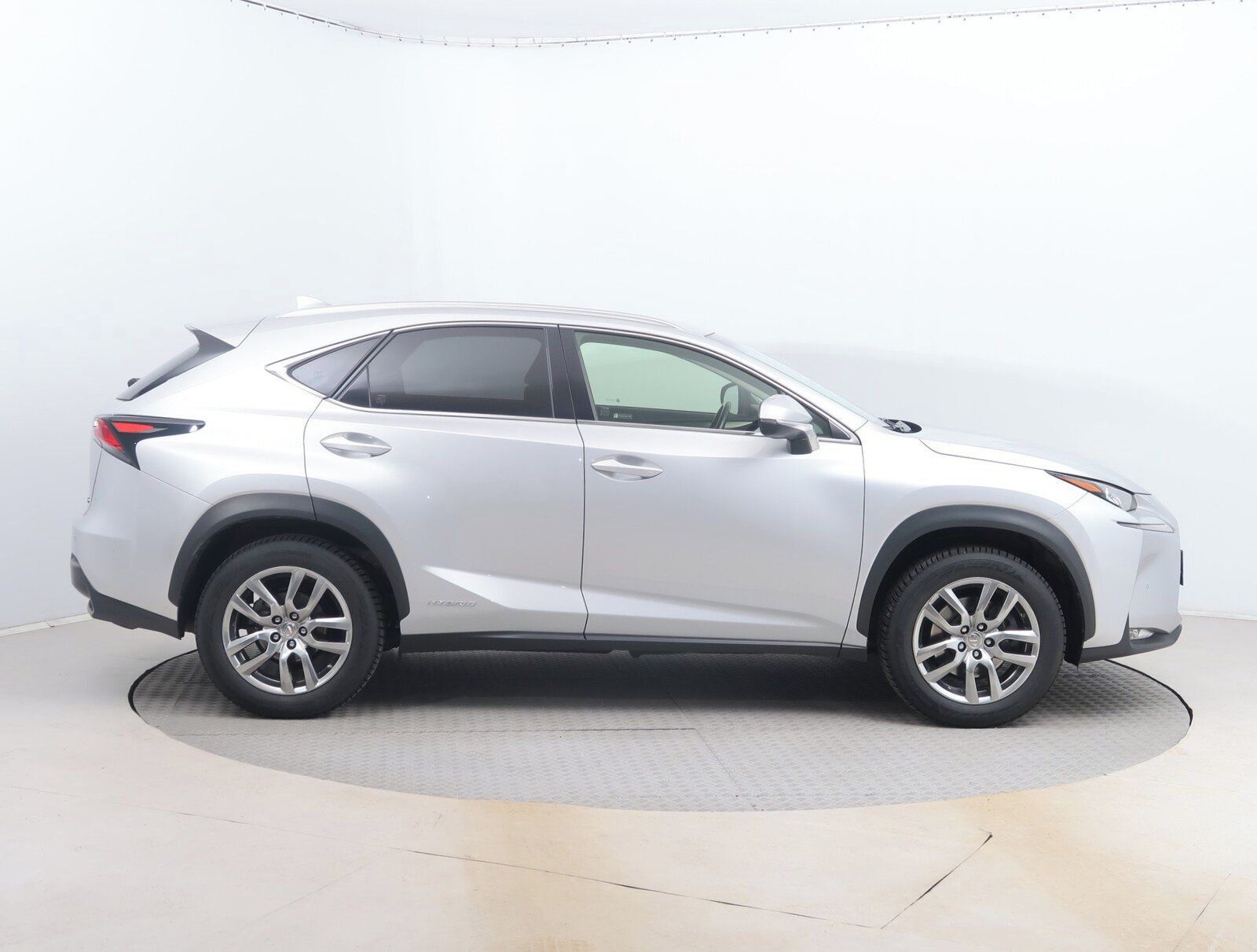 Lexus NX 300h, 300h, 4X4, Automat - fotka 6