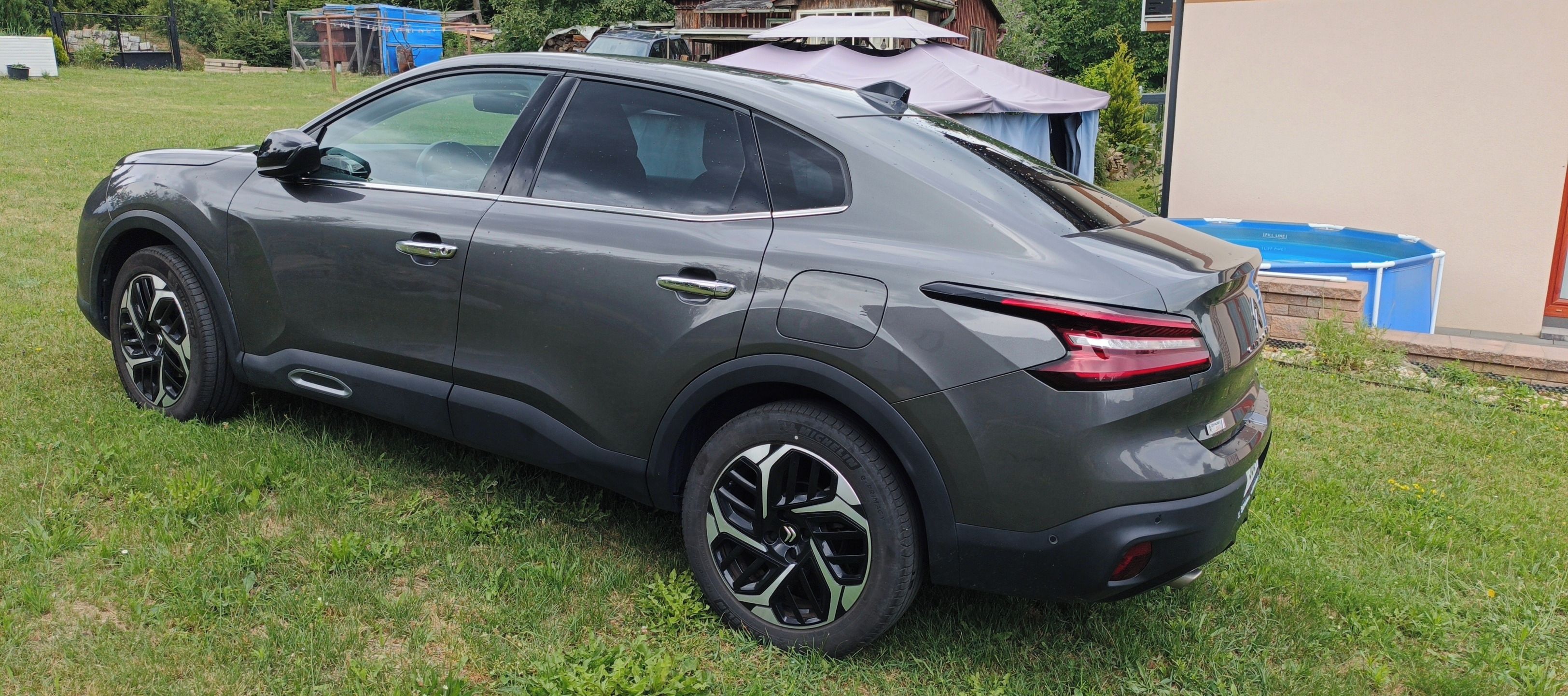 Citroën C4 X, 1.2 PureTech 130 výbava Shine - fotka 5