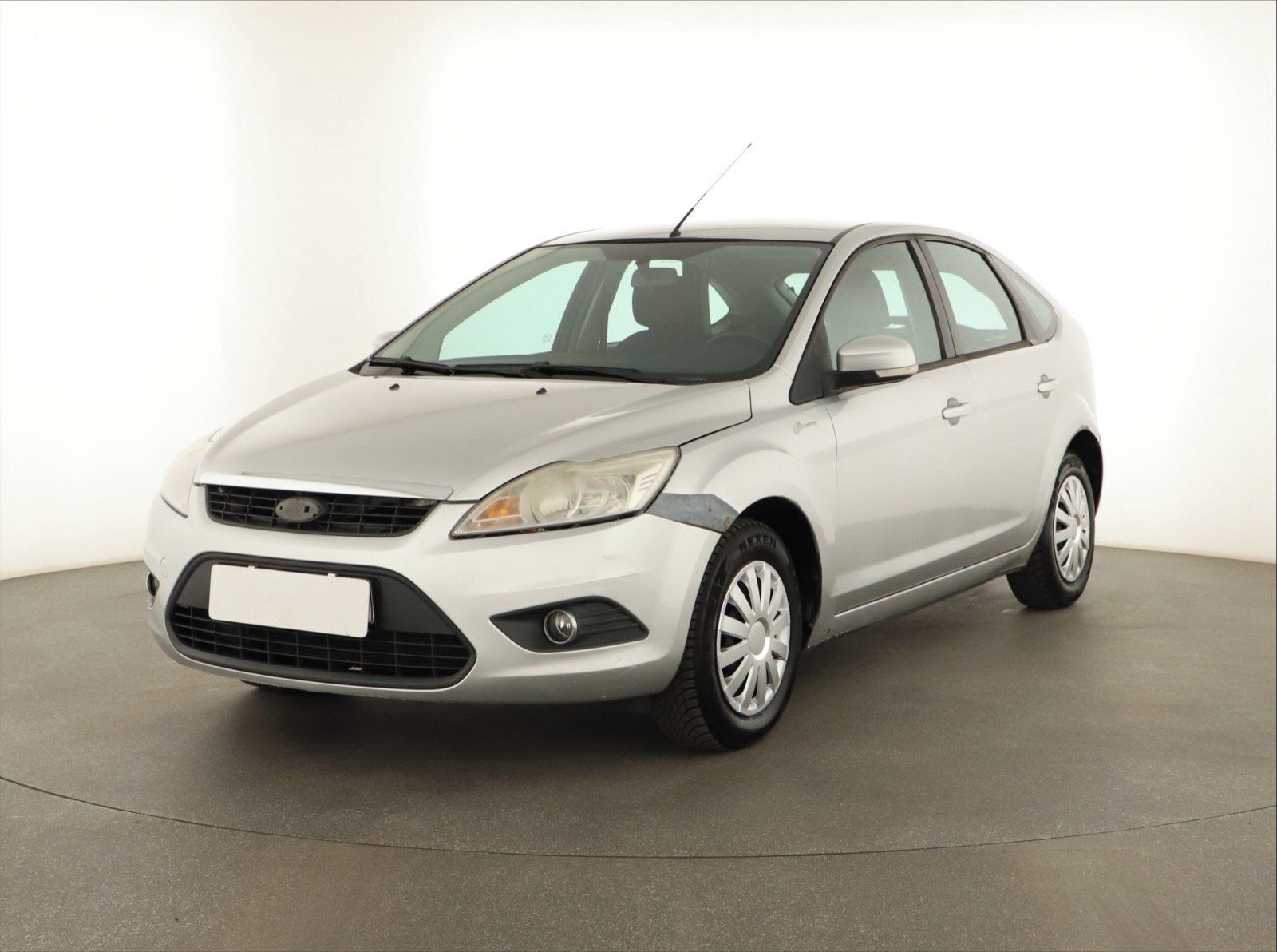 Ford Focus, 1.6 16V, Tažné, Klima - fotka 2